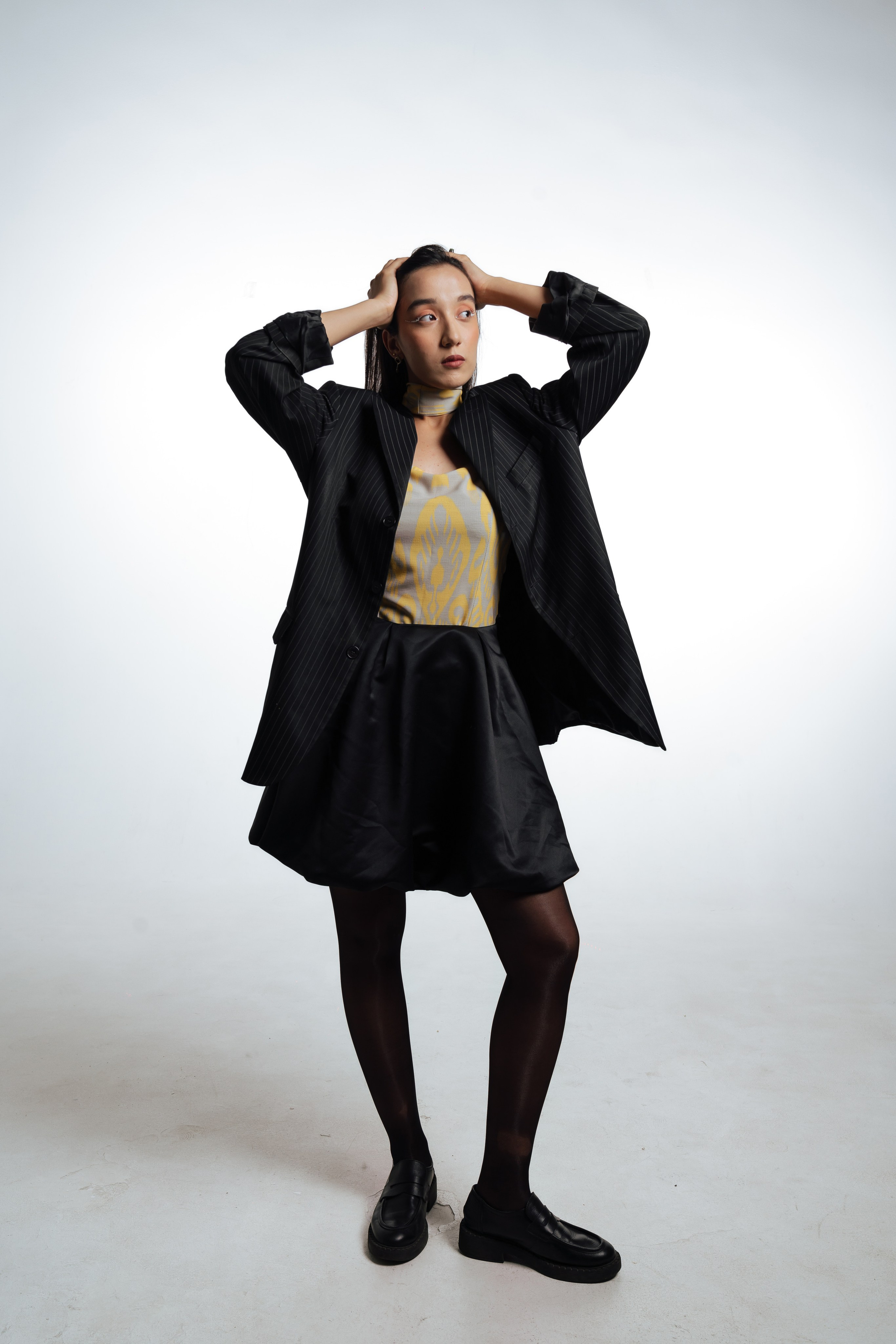 Бизнес-портрет на циклораме в Ташкенте. Фотограф в Узбекистане и Самарканде Джасур Марупов