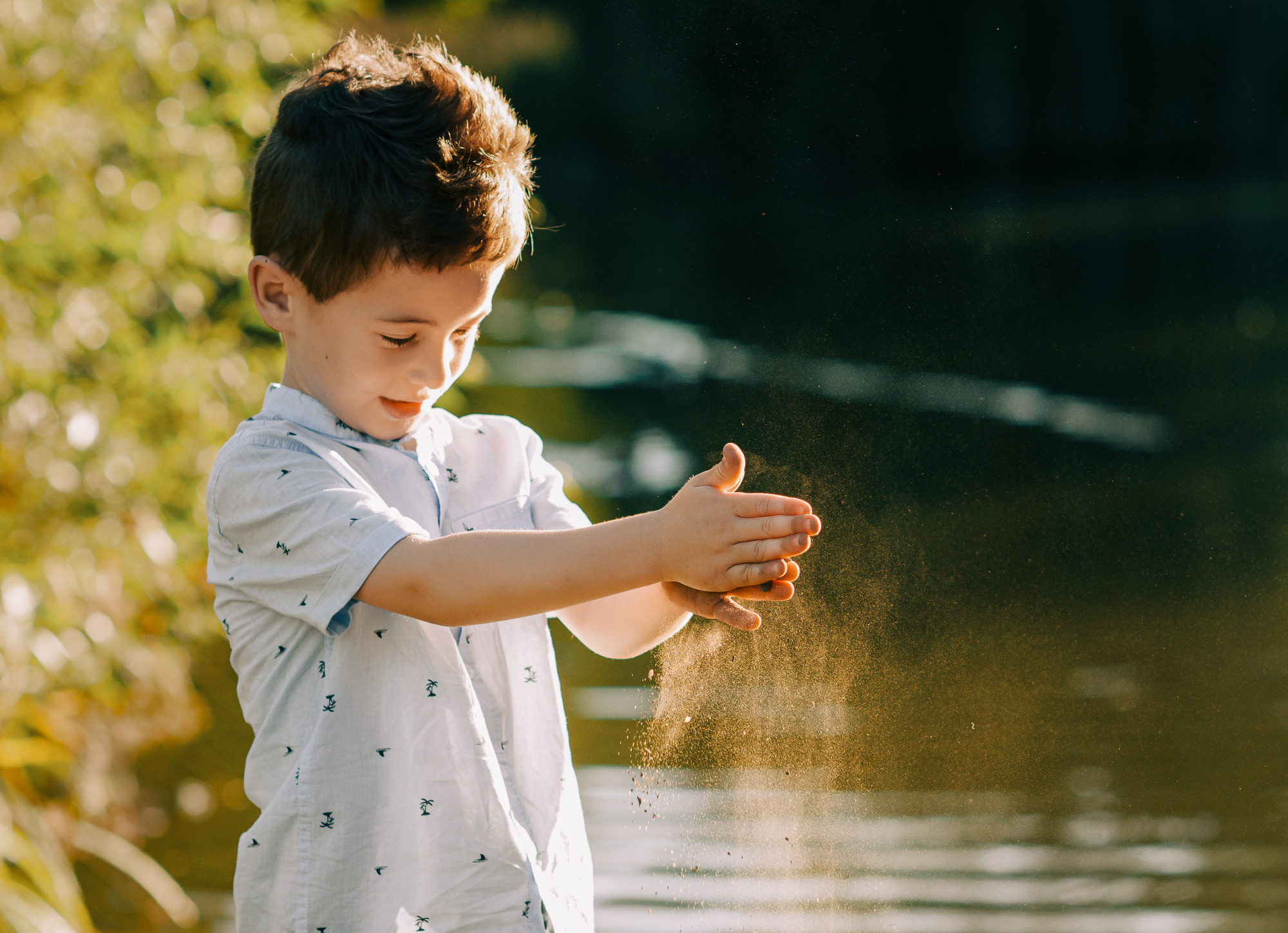 Семейная фотосессия семьи в пражском парке. Семейный и свадебный фотограф в Праге Наталья Федори