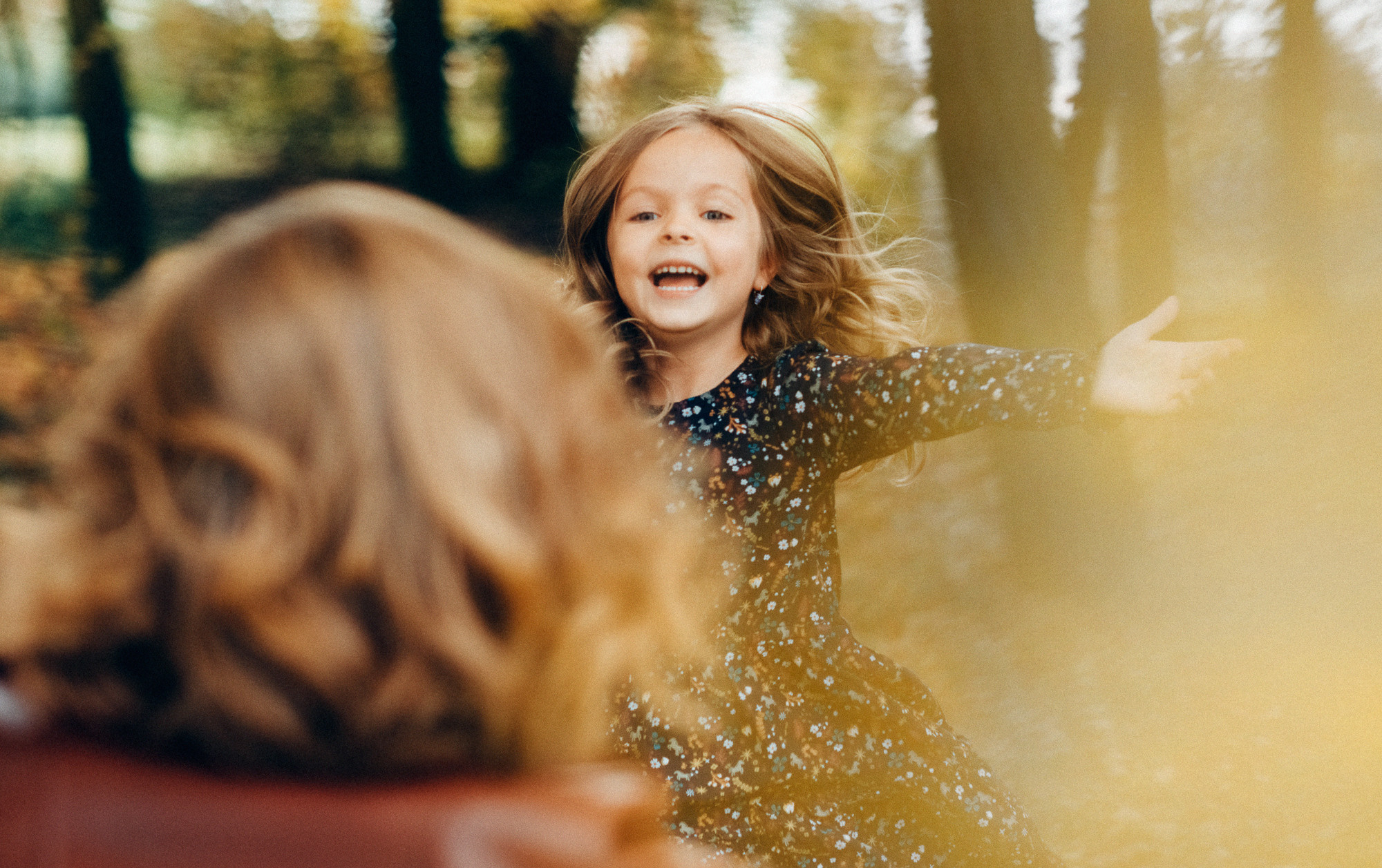 Autumnal photo shoot in Prague. Family and wedding photographer in Prague Natalia Fedori