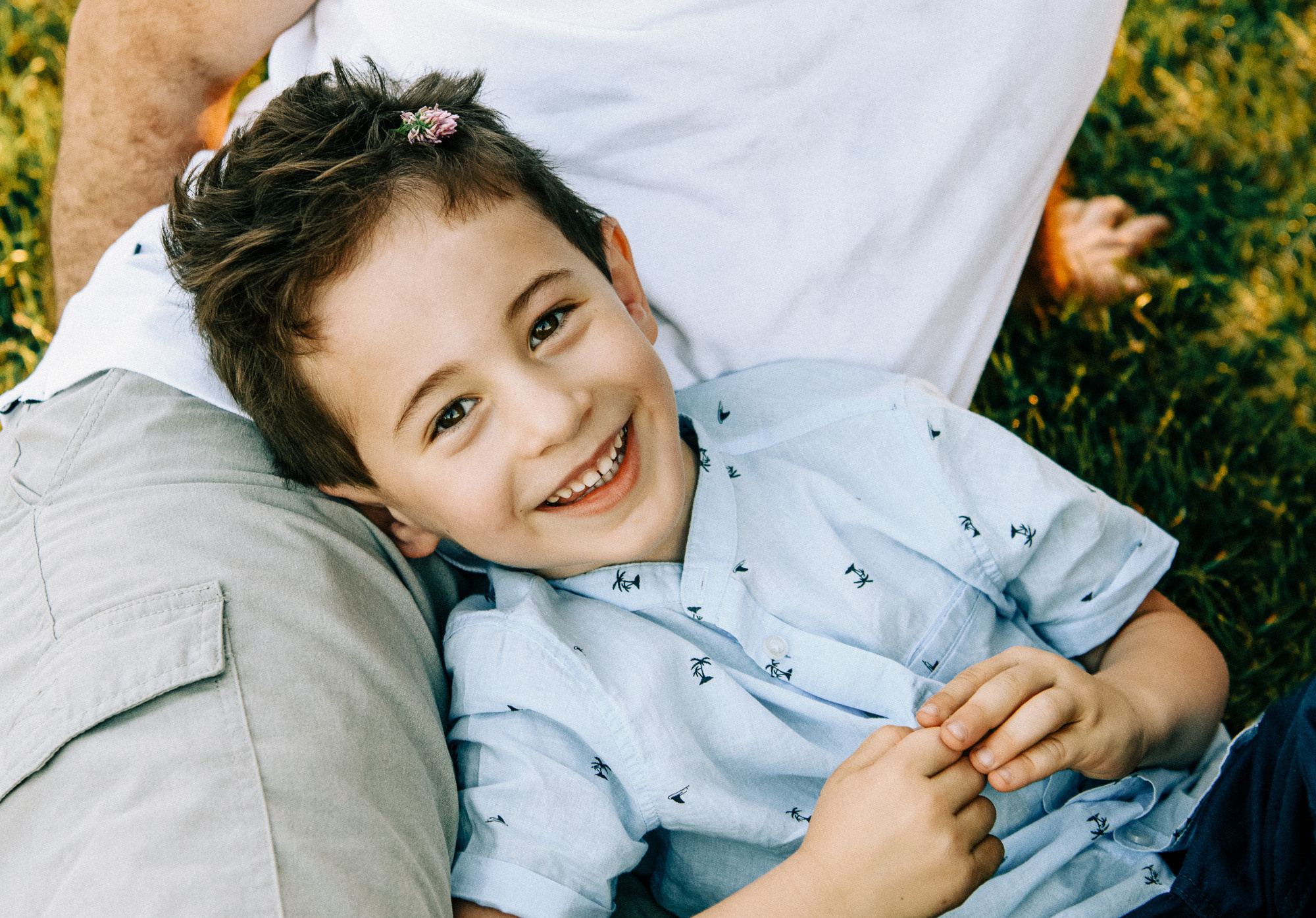 Семейная фотосессия семьи в пражском парке. Семейный и свадебный фотограф в Праге Наталья Федори