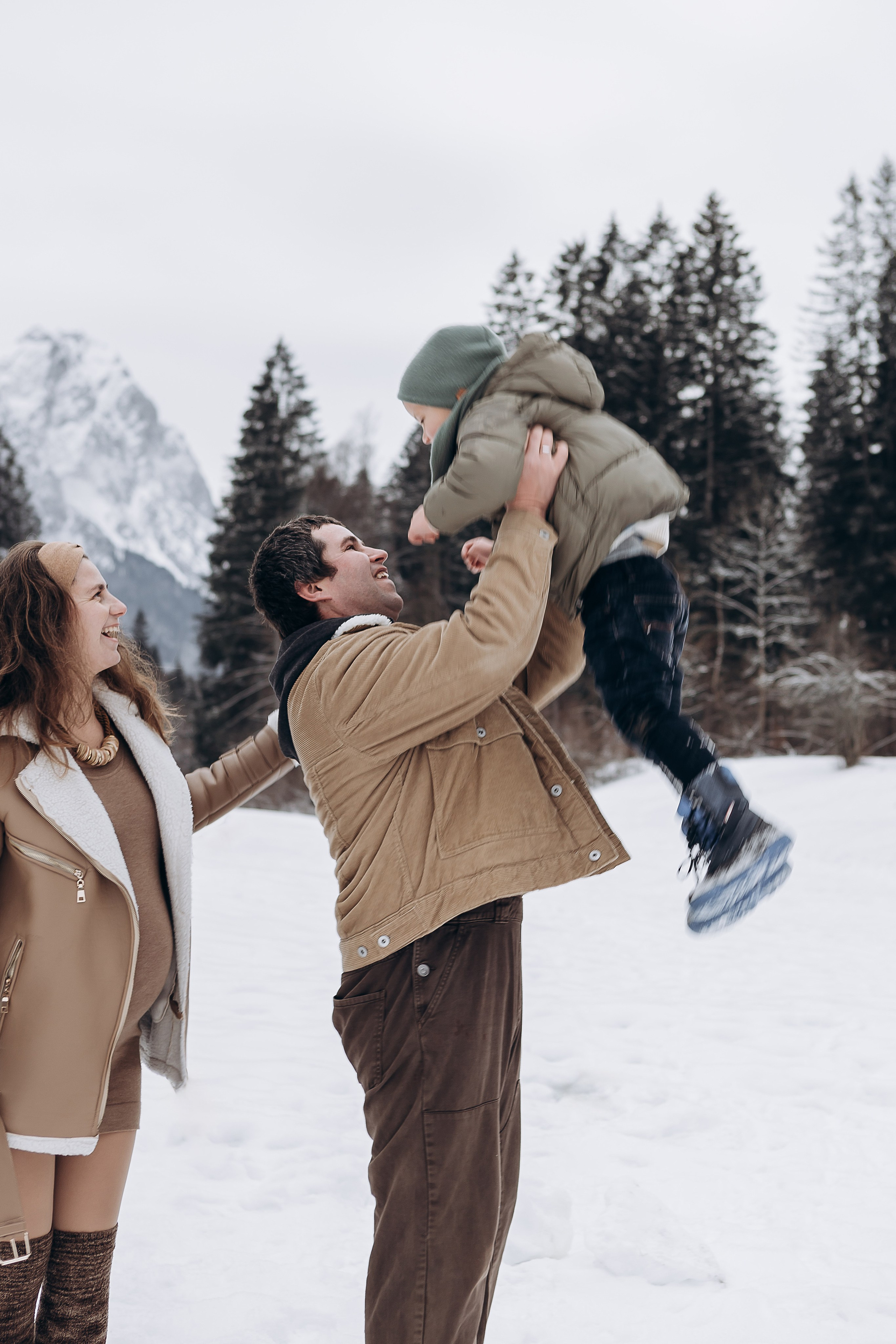 Familie / Kinder. Fotografin Larysa Chepurko| Füssen| Garmisch-Partenkirchen| Weilheim| Schongau| Murnau| München | Hochzeitsfotograf Füssen | Larysa Photo