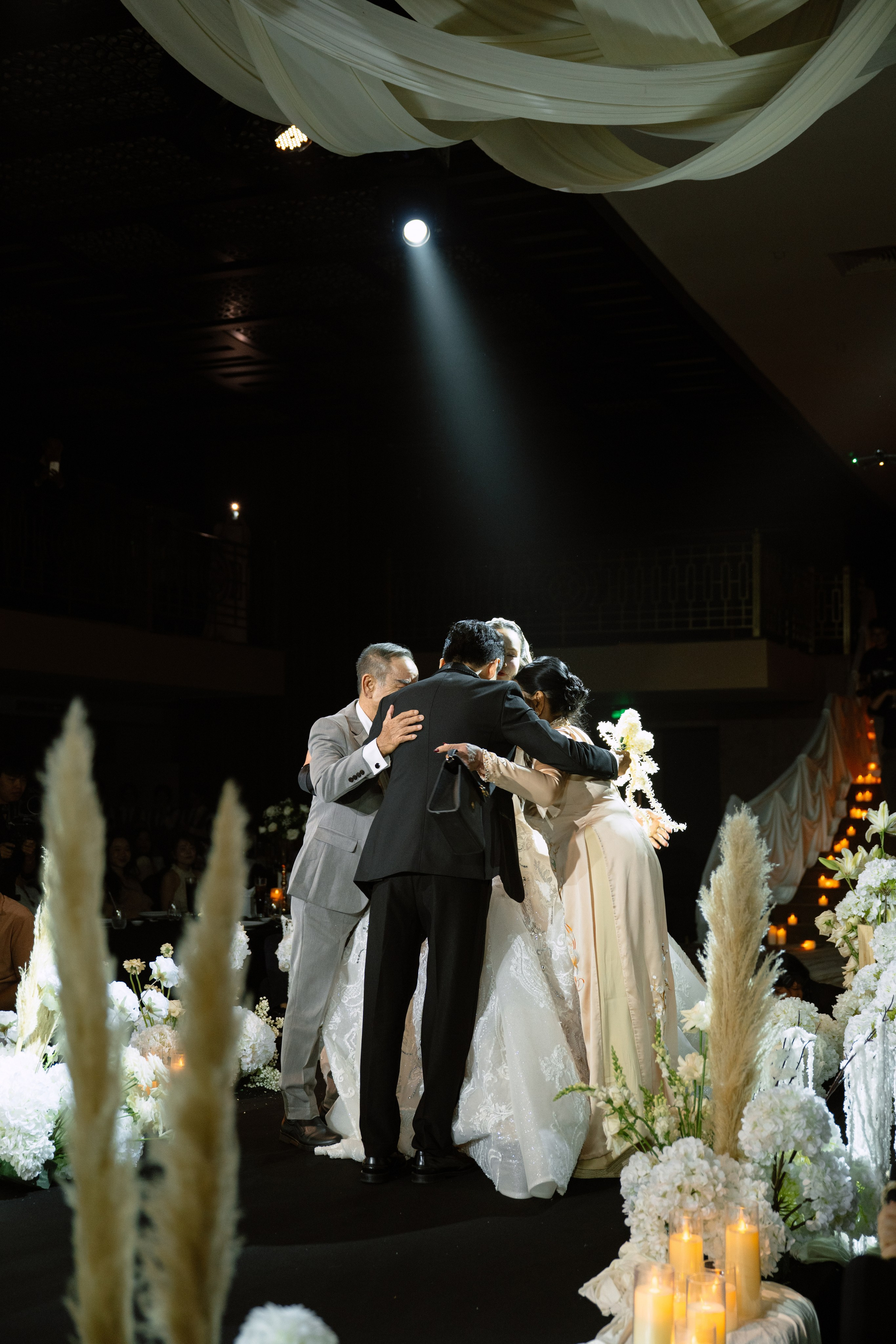 Ngọc & Tâm. Cam Images