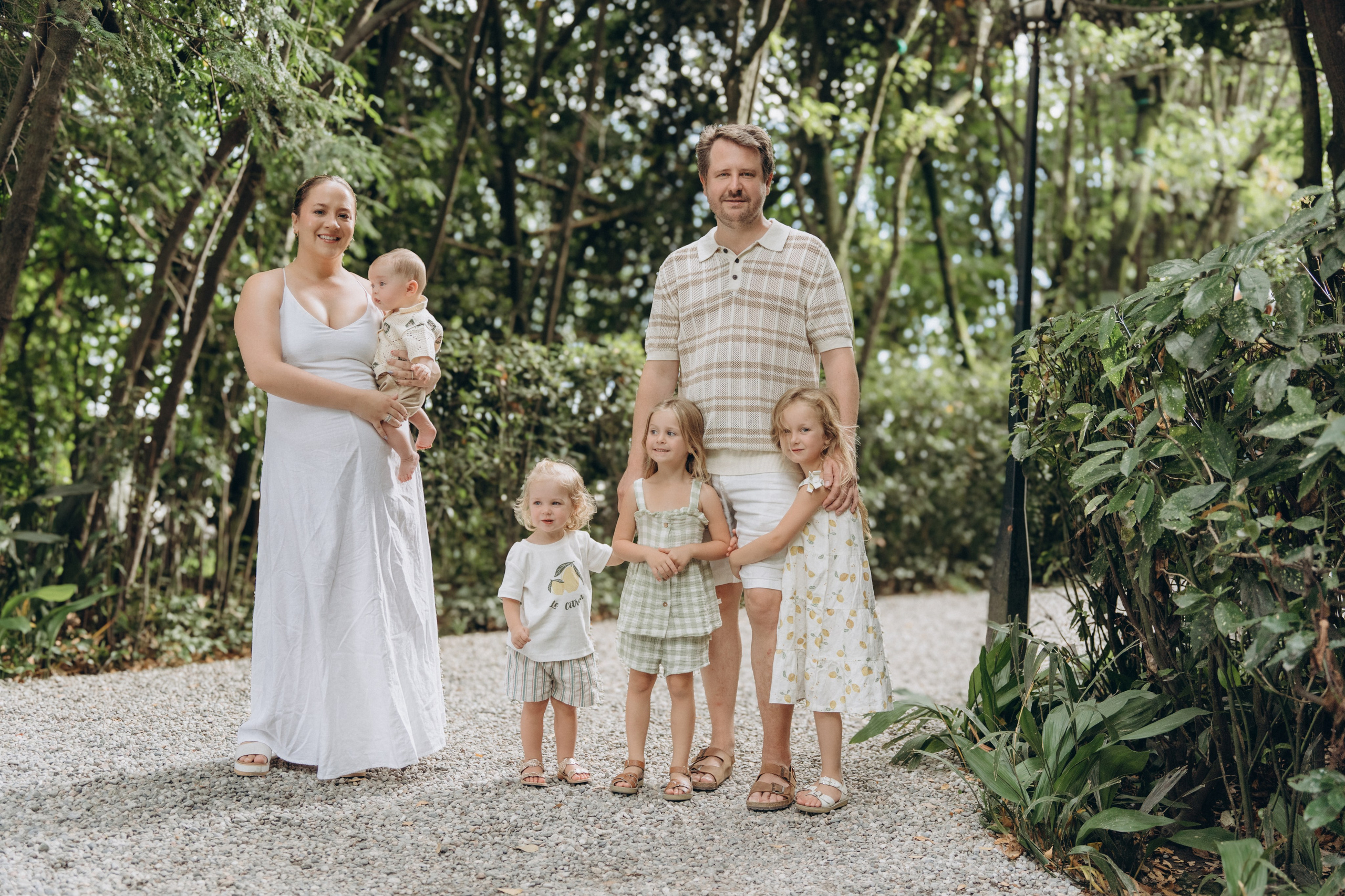 Family moments in Como Lake. PHOTOGRAPHER IN ITALY
