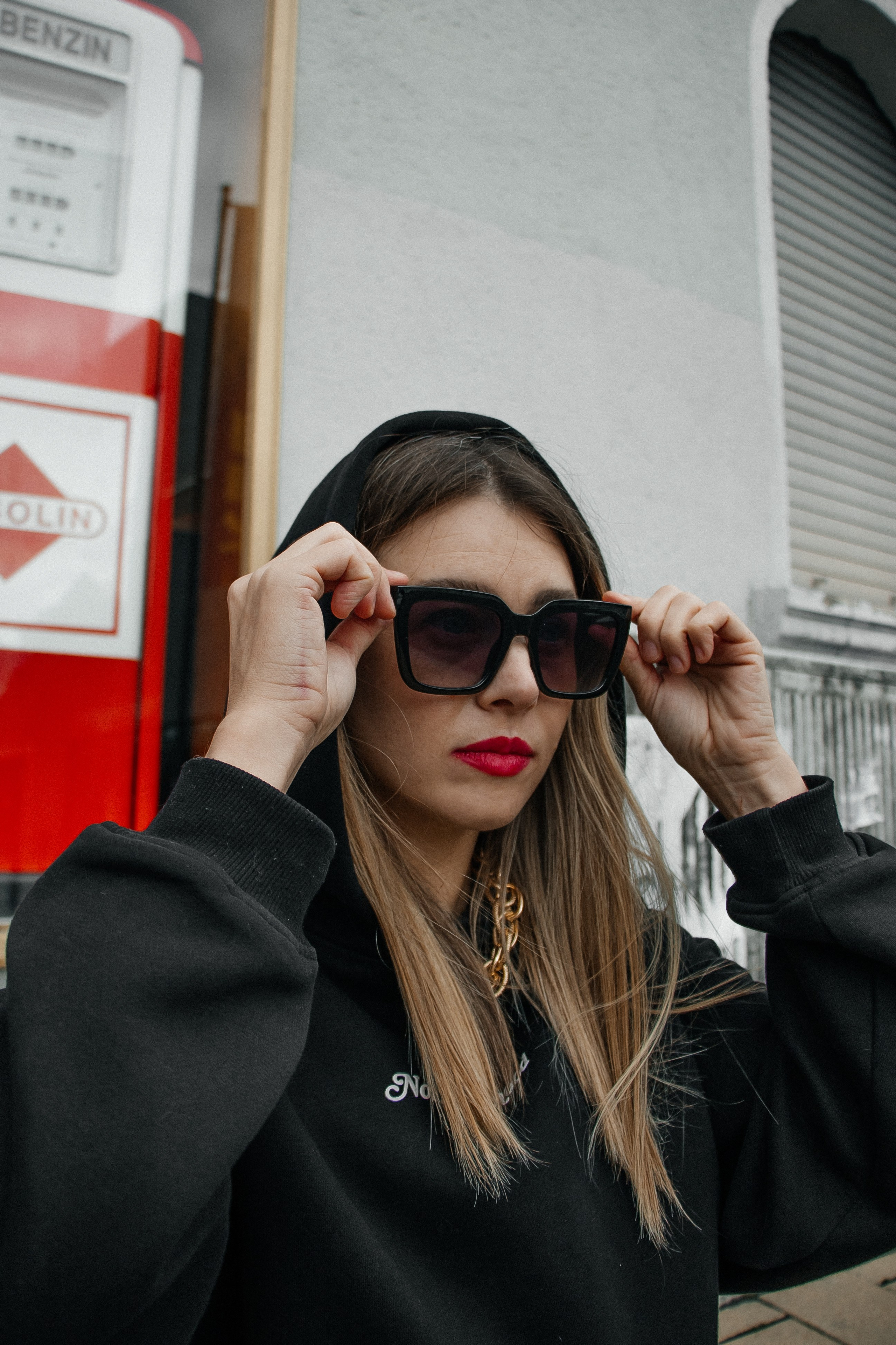 Red girl. PHOTOgrapher Germany MARBURG