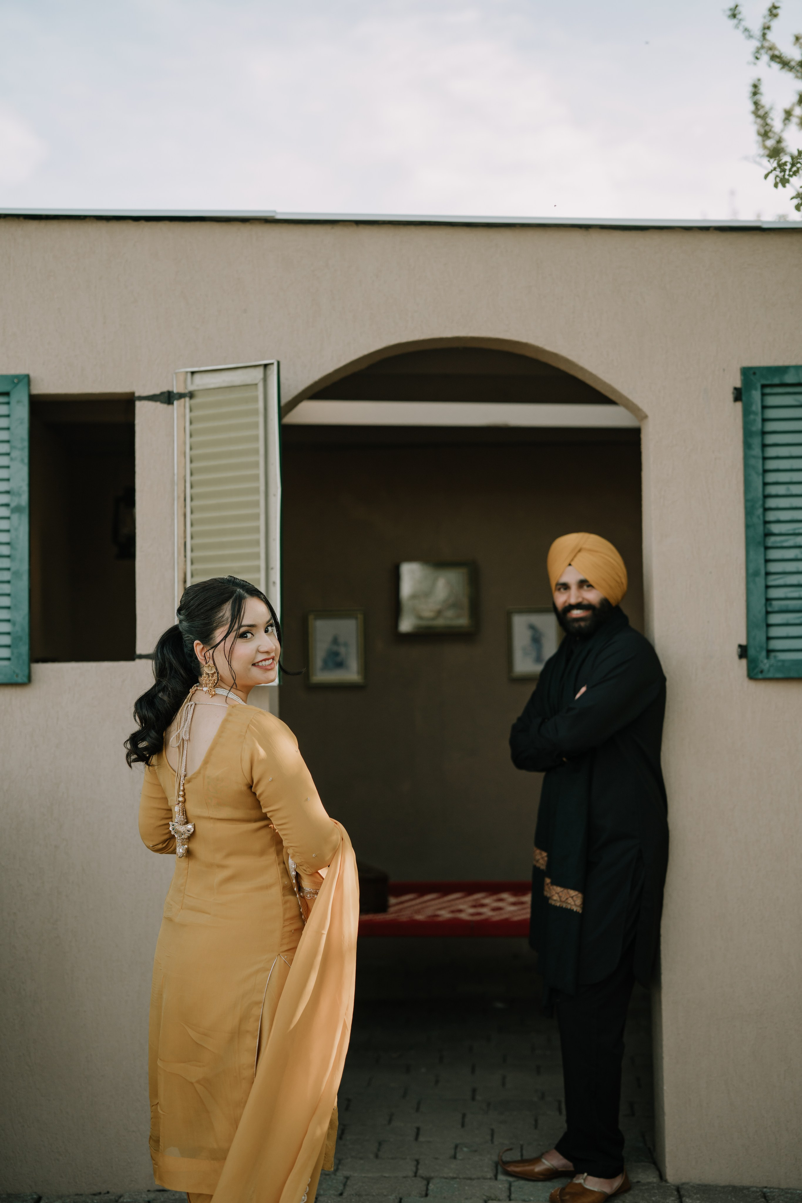 Gagan & Jasmeen. Wedding Photographer & Cinematographer studios