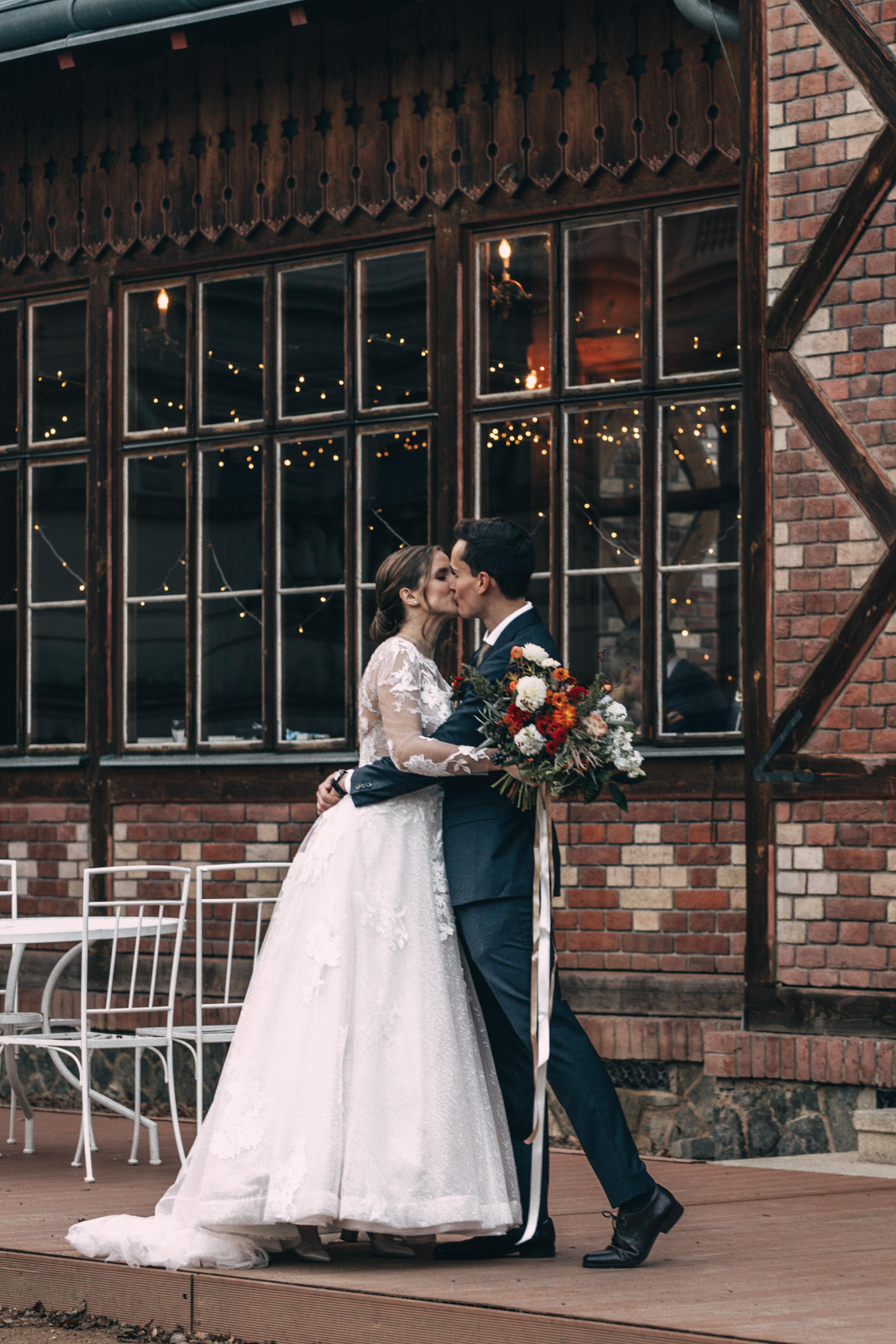 Dana Lišková - Svatební fotografka Praha - Svatební fotograf Praha - Párové fotografie - Svatební portréty 