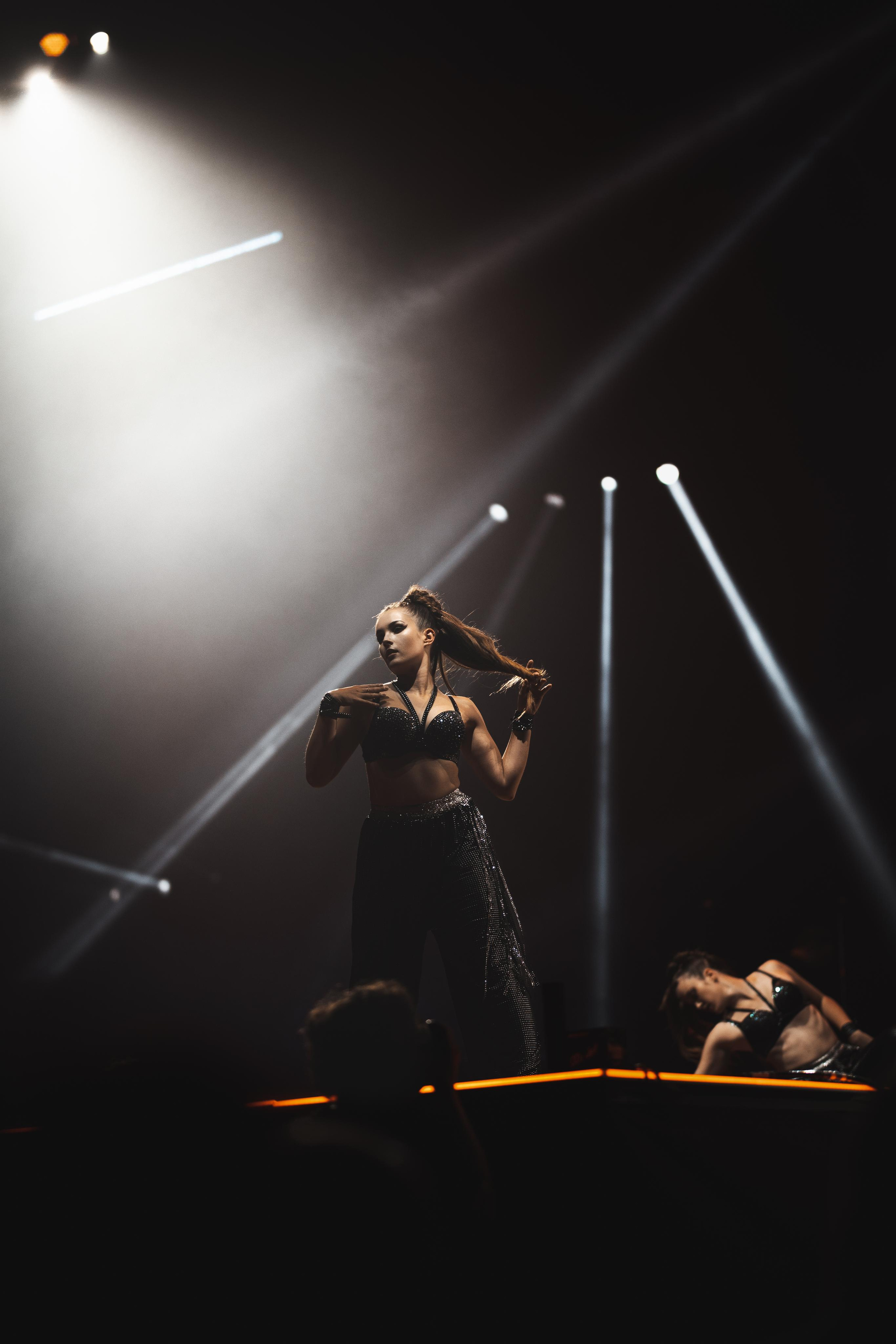 Event photography. Dana Lišková — Empathetic Photographer | Introspective Artist |Neurodivergent Coach | Founder of Artepy.cz