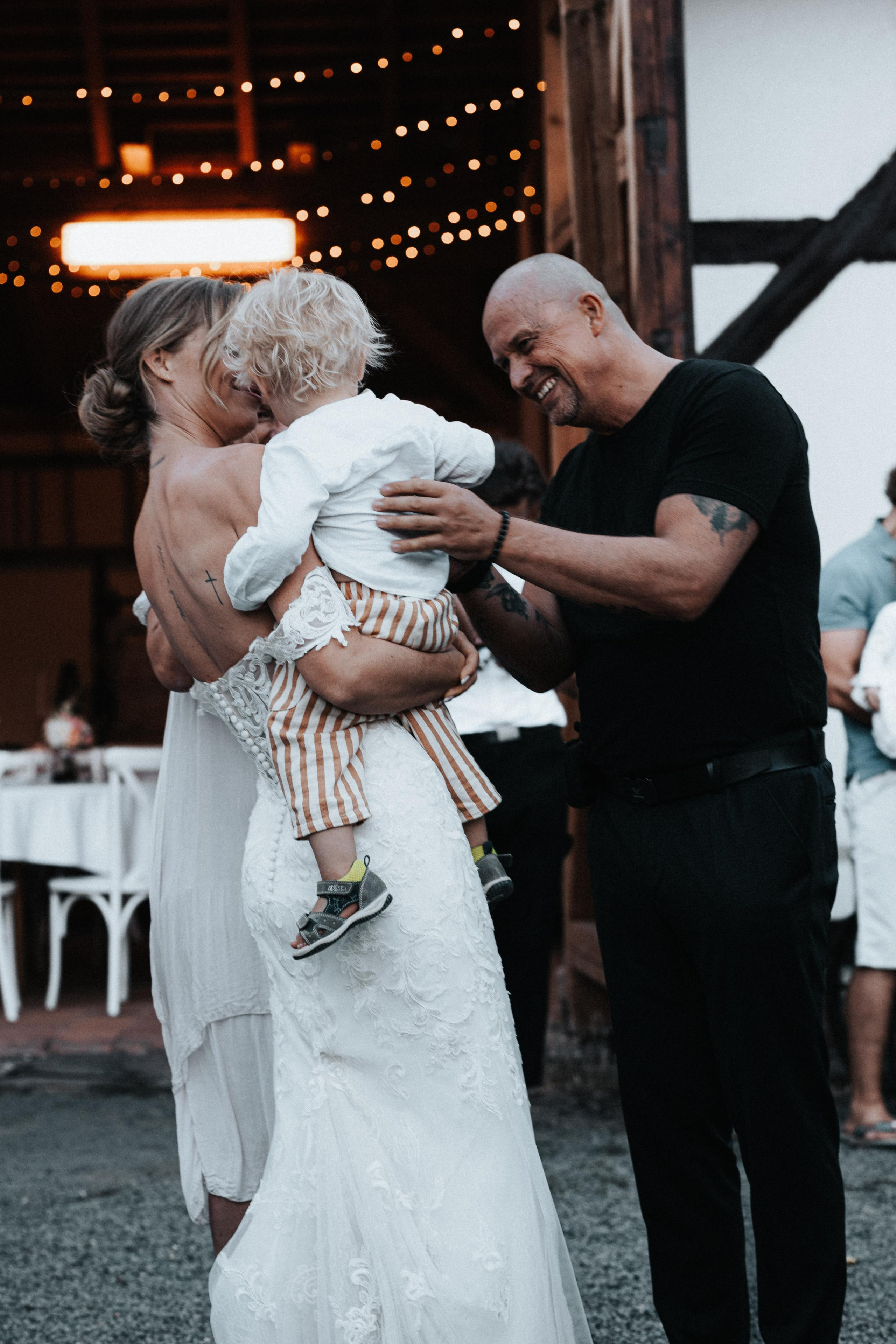 Dana Lišková - Svatební fotografka Praha - Svatební fotograf Praha - Párové fotografie - Svatební portréty 