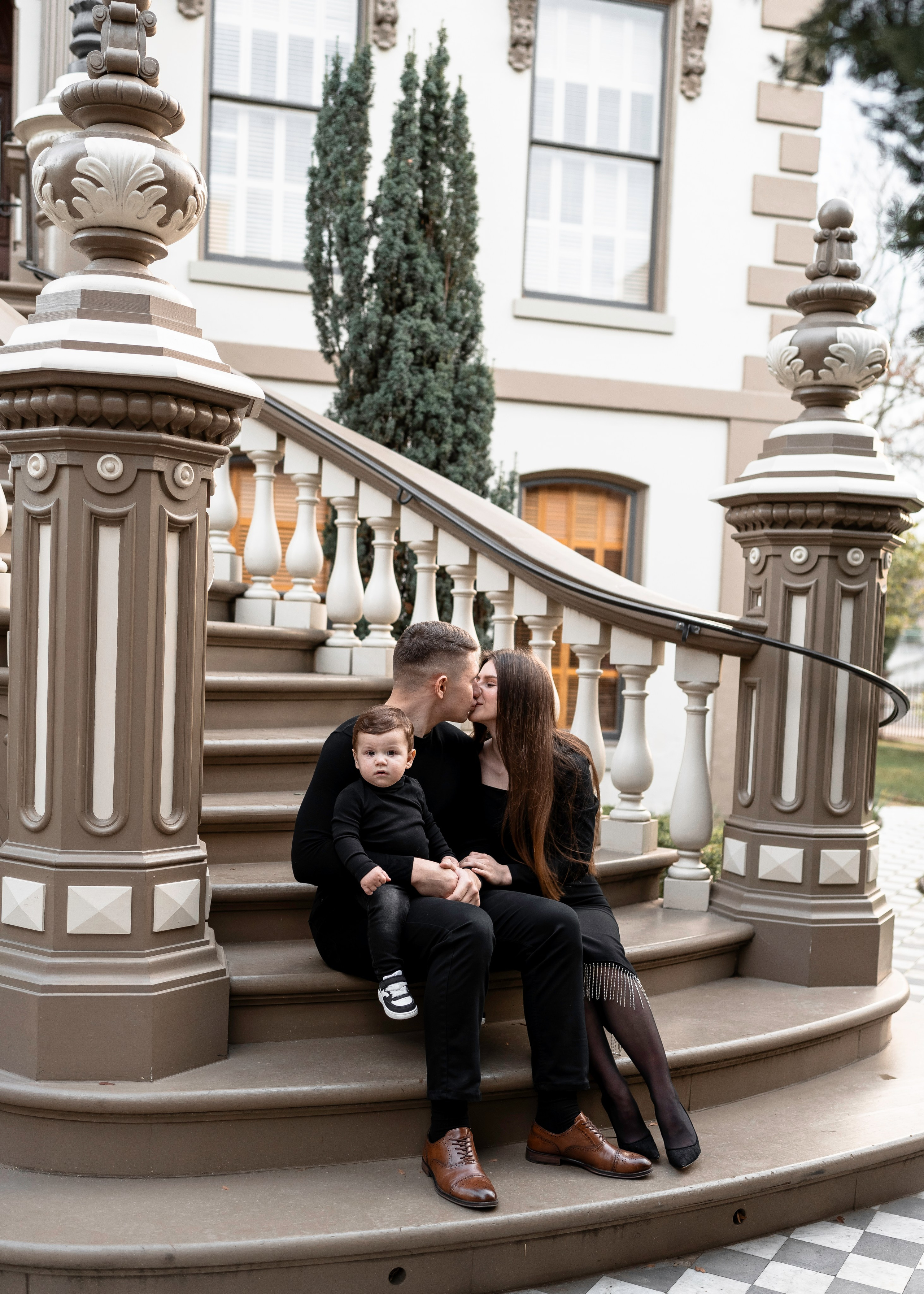 Artem, Nadia & Elisha. Family photographer in Sacramento | Sofia Pavenko