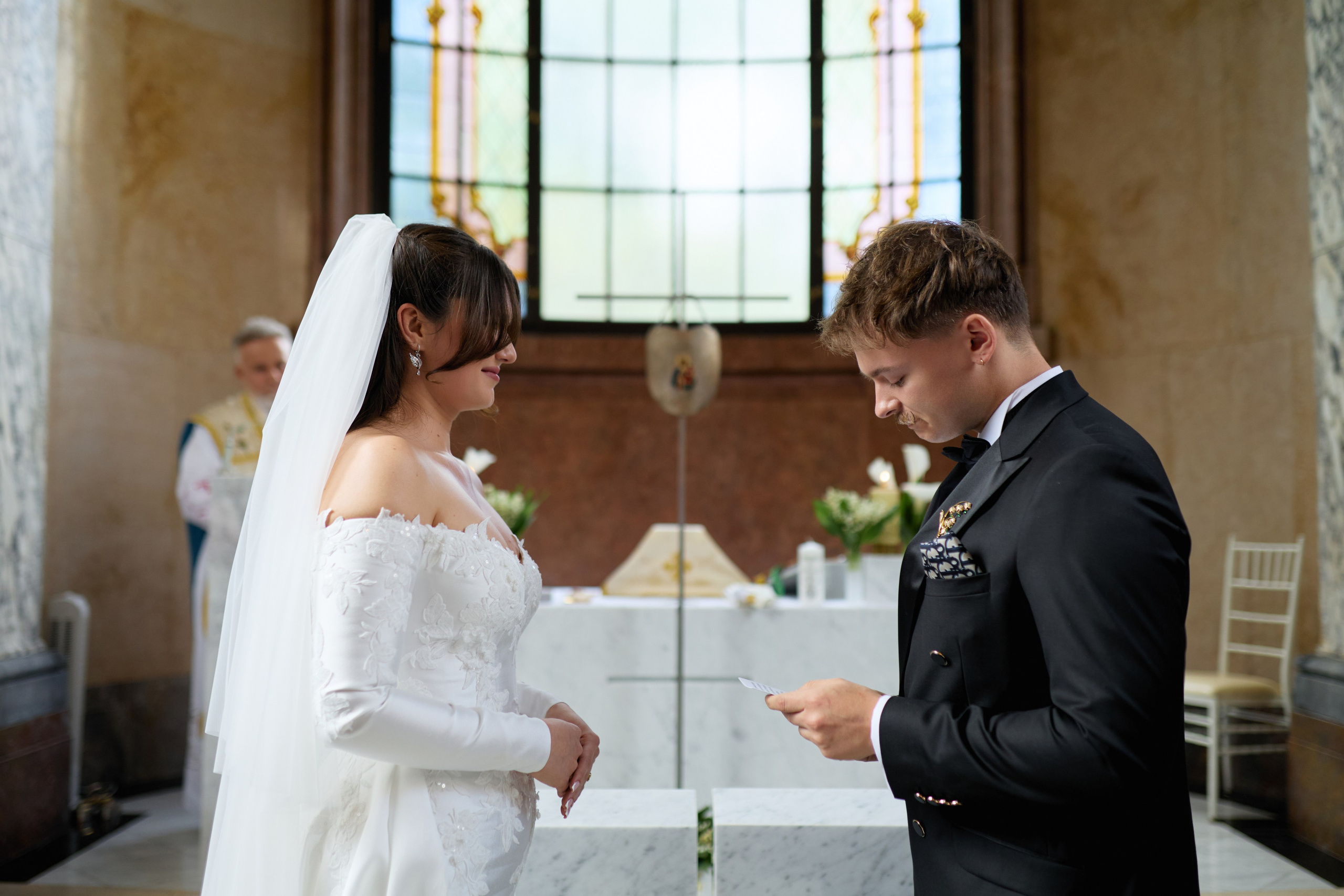 Wiktoria & Kacper. Pałac Goetz. Fotograf ślubny i rodzinny w Krakowie Yana Klymova