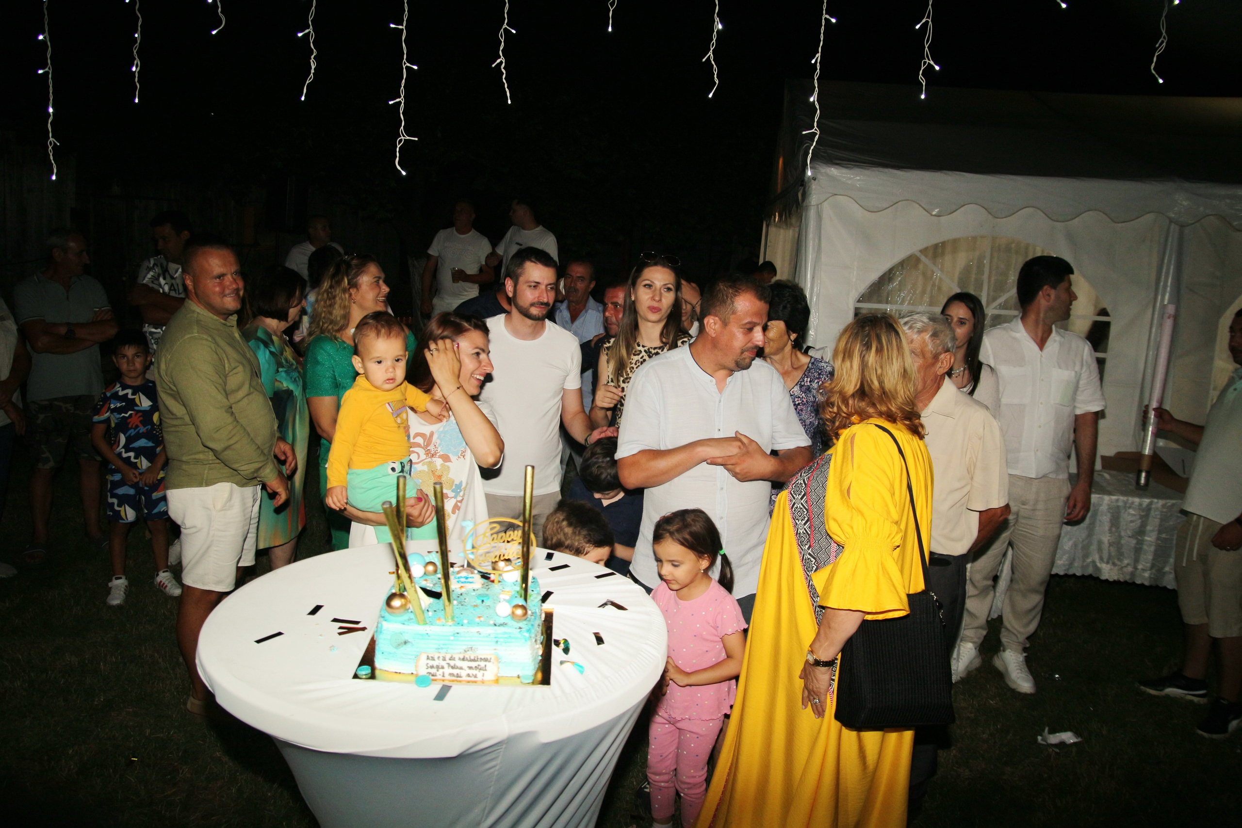 BYZO MEDIA. PETRU BYZO - family and children photographer in ROMANIA