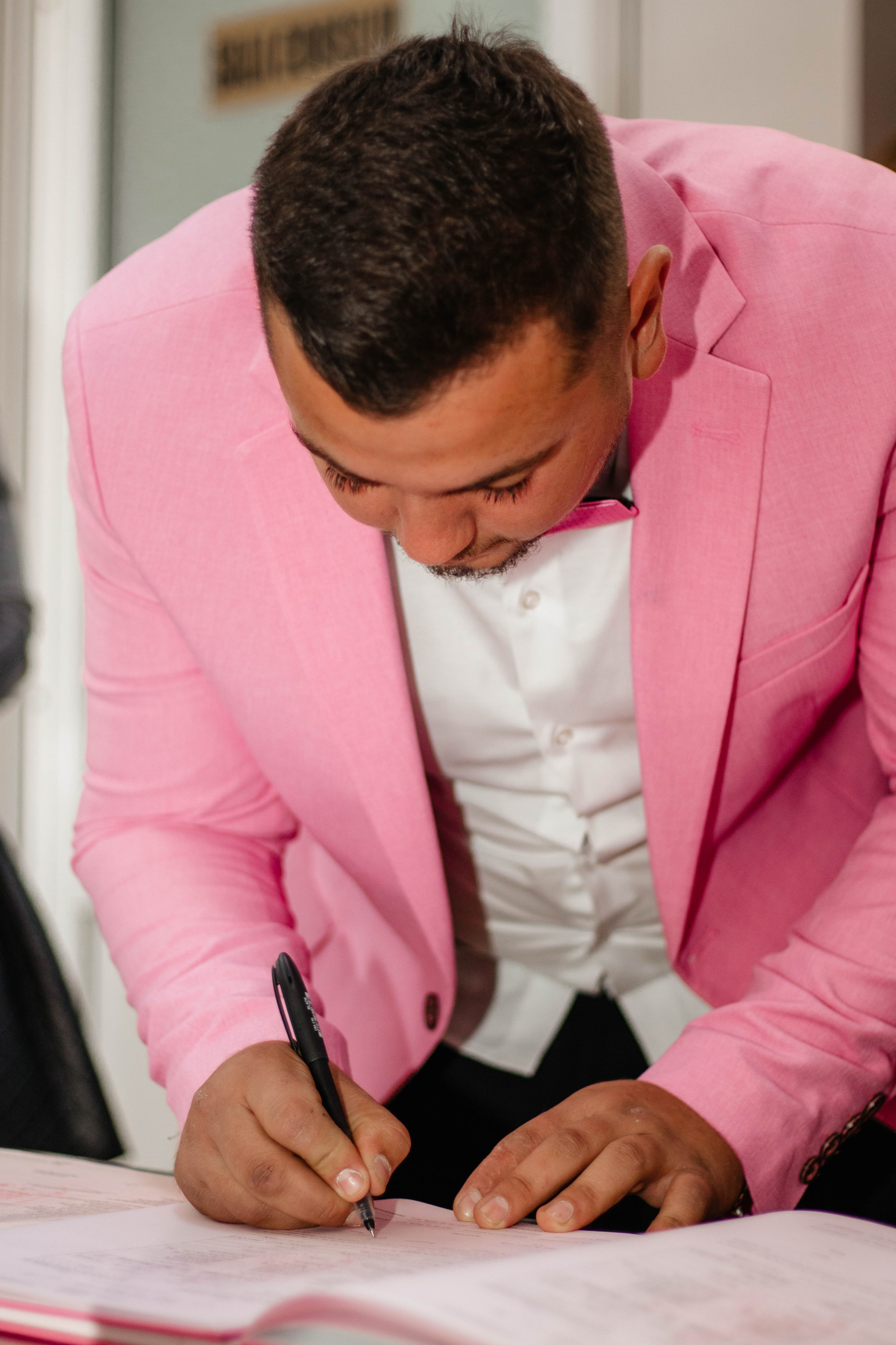 Nicoleta & Florin. Fotograf si videograf — evenimente si studio