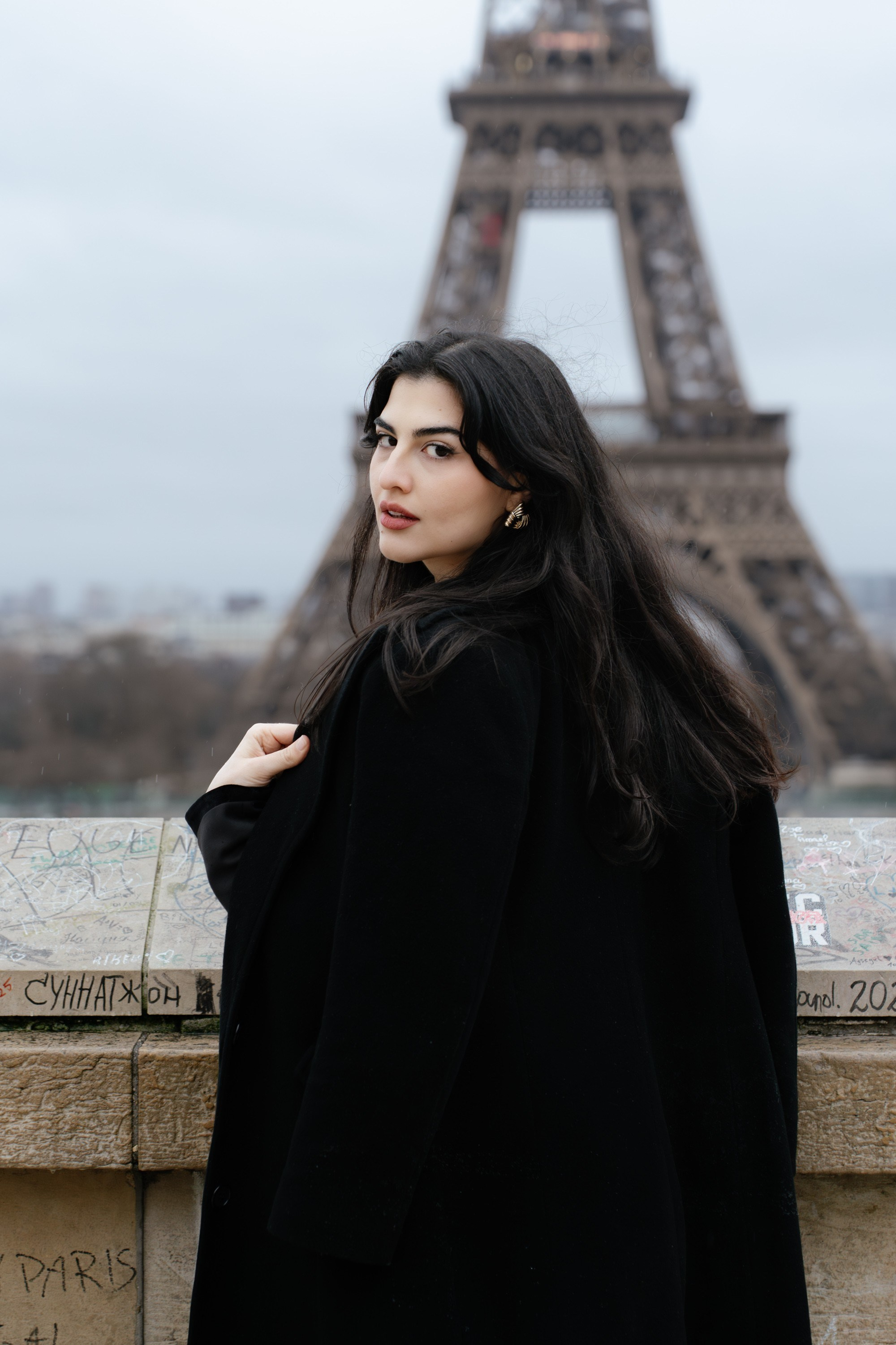 Solo Portrait Session: Trocadero. Paris Photographer & Videographer