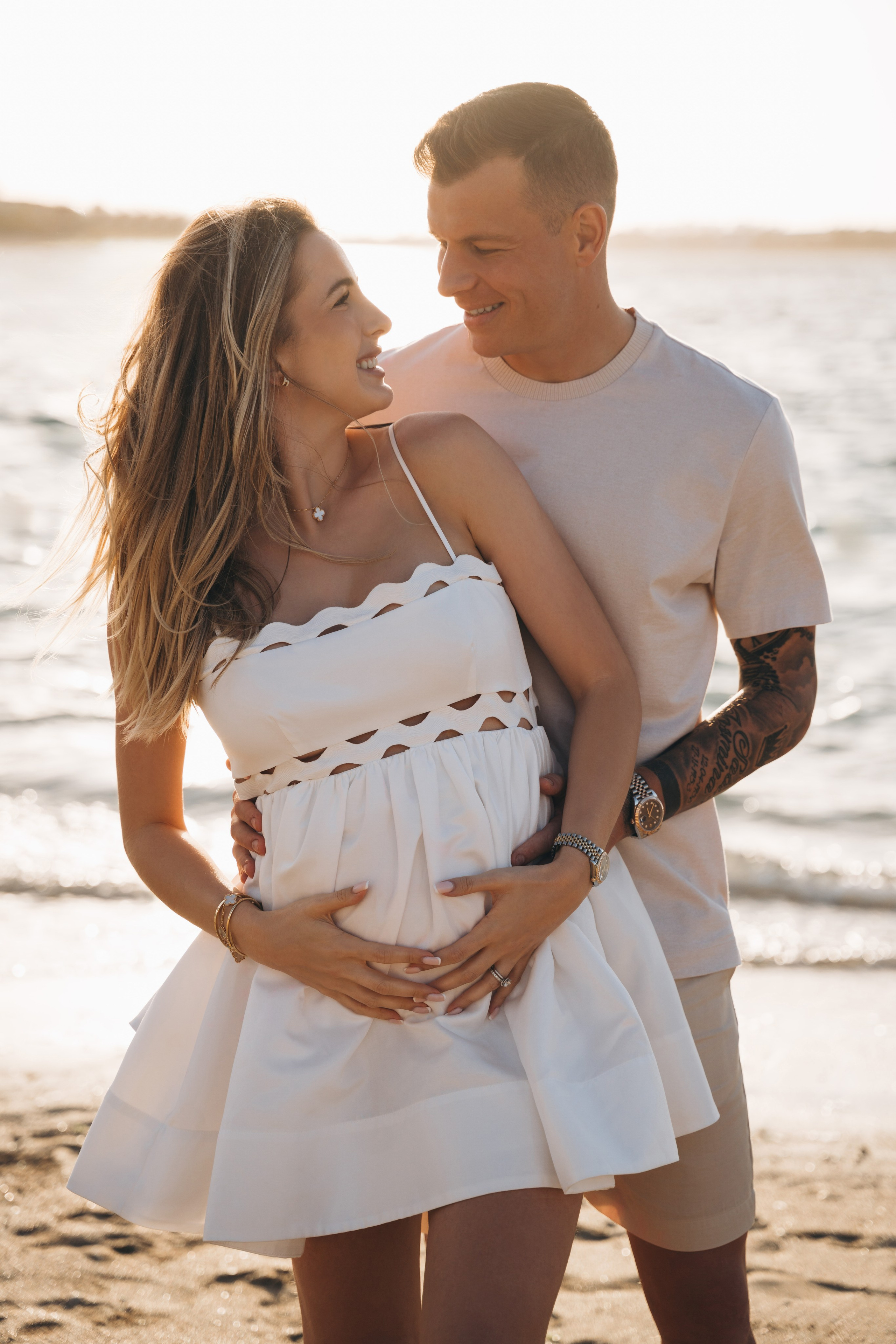 Creative gender reveal party. Angela Iakovleva — Family Photographer in Dubai