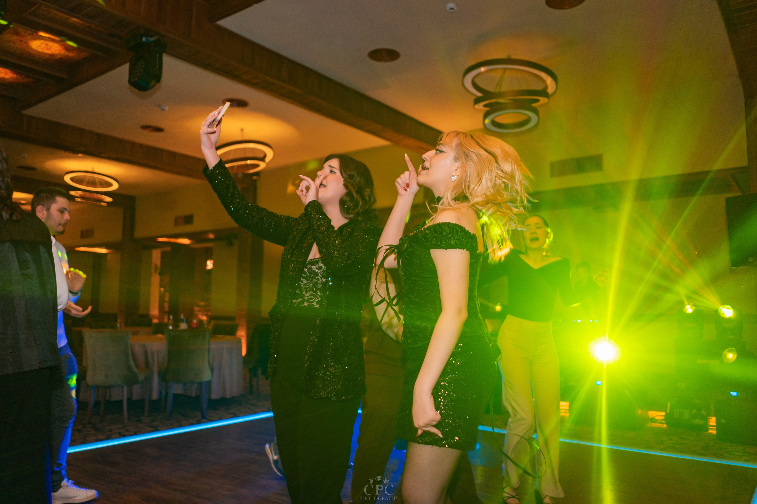 Majorat. 《CPC Media》 Servicii Foto-Video pentru evenimente