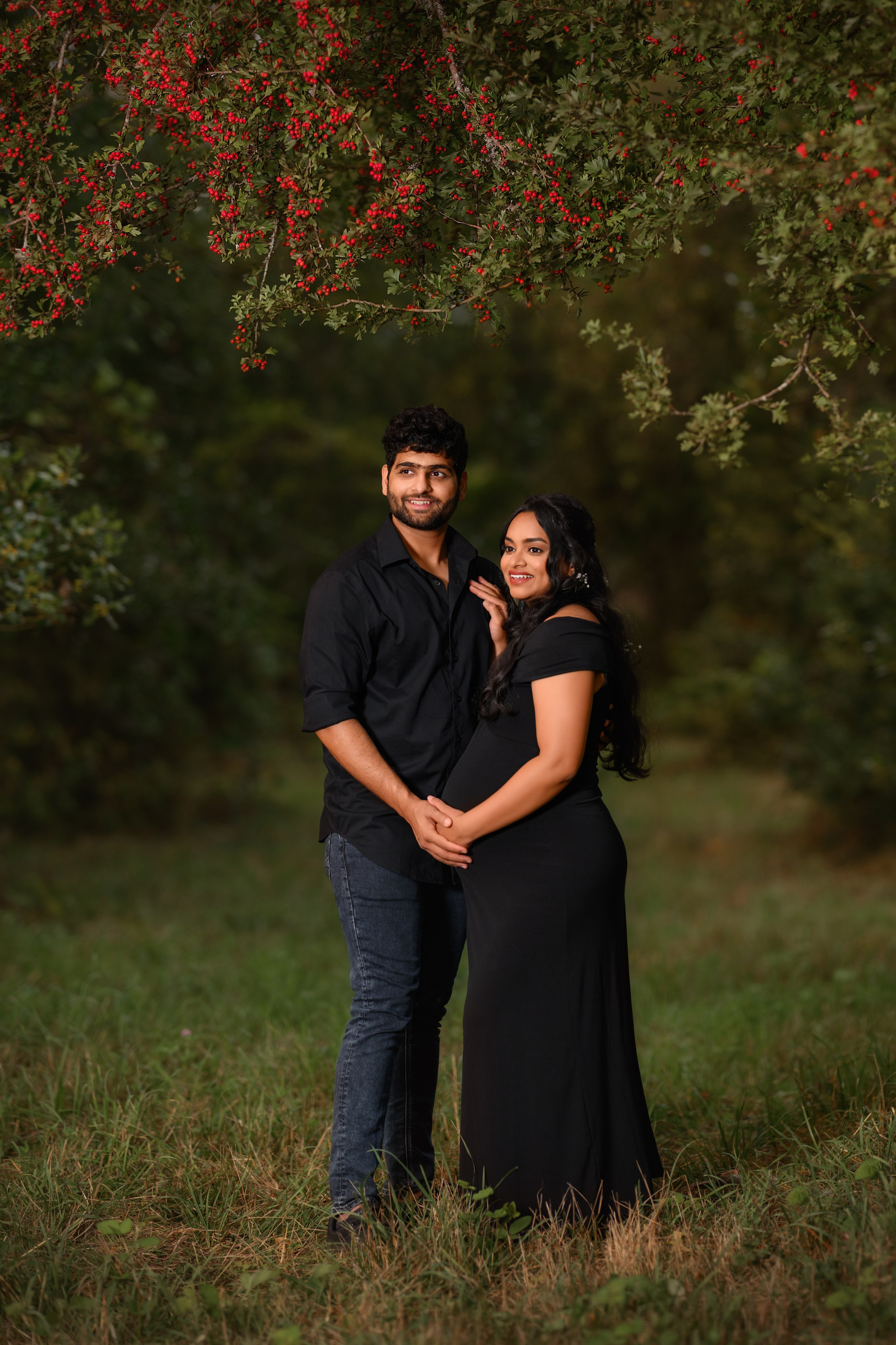 Grisha with her husband. Wedding & family photography in Seattle area. Helen Michelle photographer