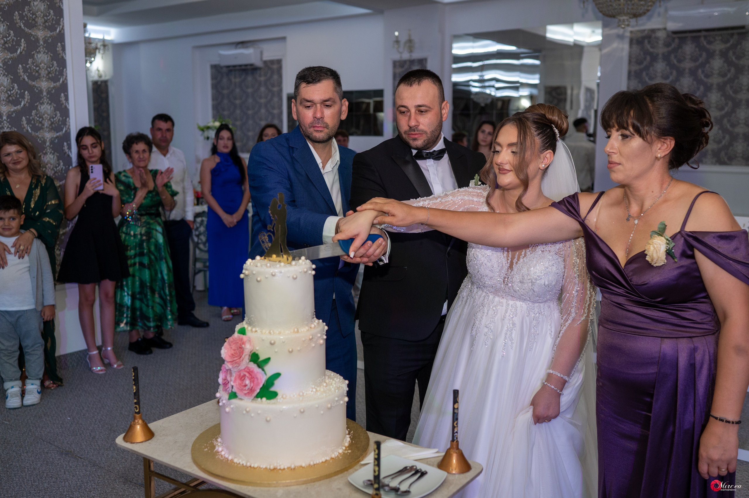 Lutu. Mircea Marculescu Photography Videography