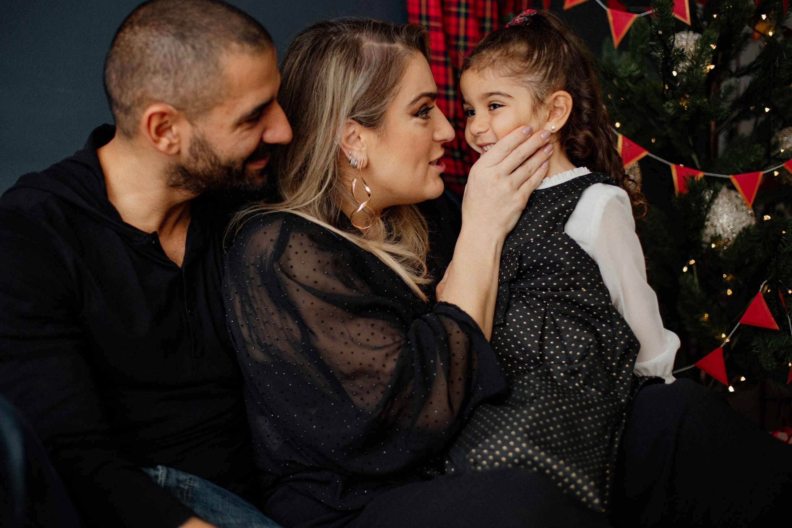 Amar, Neo & Eva. Family and business portrait’s photographer in Cyprus