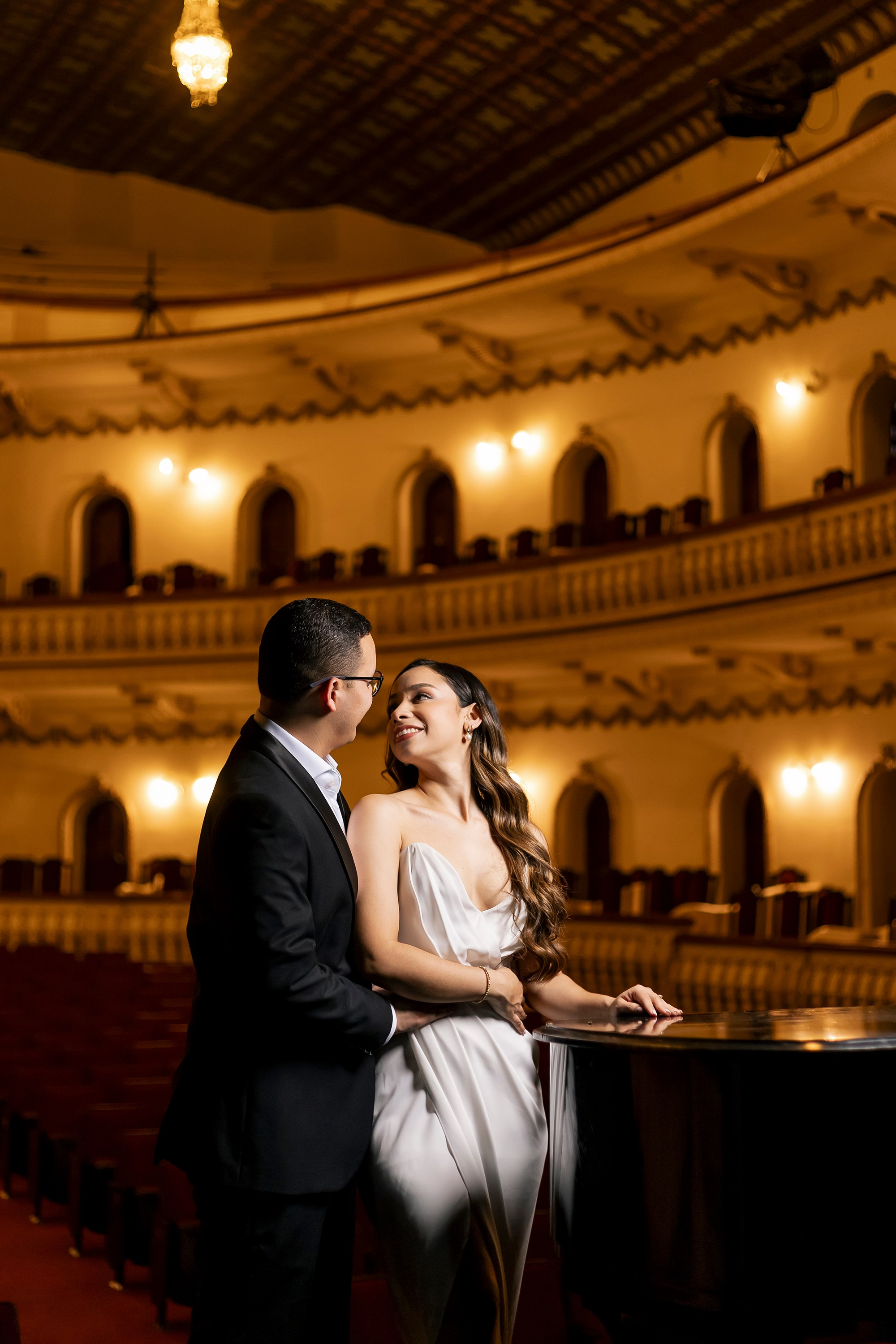 Meybell & Bryan Prewedding. Fotógrafo en Honduras