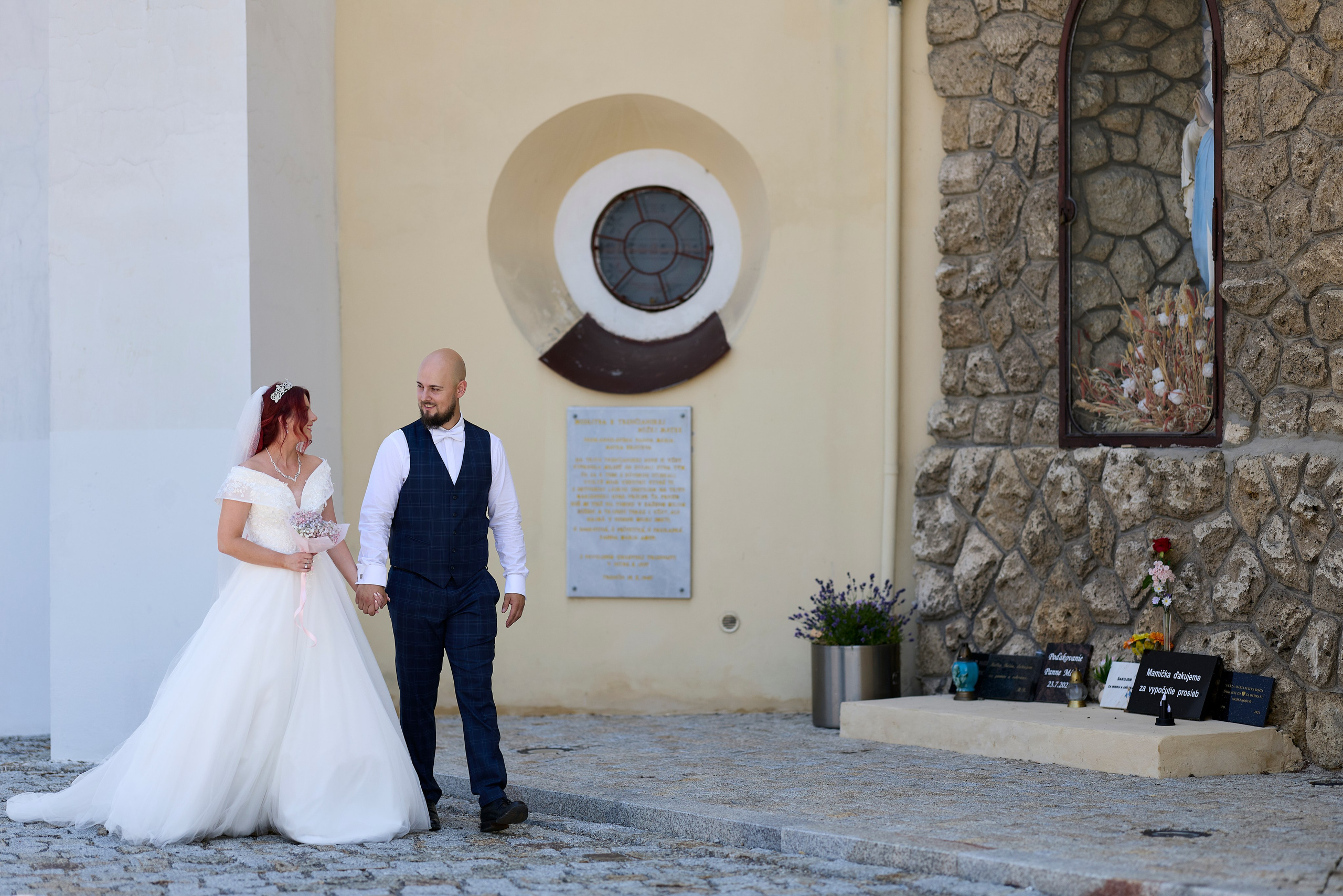 Svadobny fotograf svadobny fotograf cena kameraman na svadbu cena. Fotograf kameraman na svadbu Bratislava Banská Bystrica Сelé Slovensko svadobný kameraman