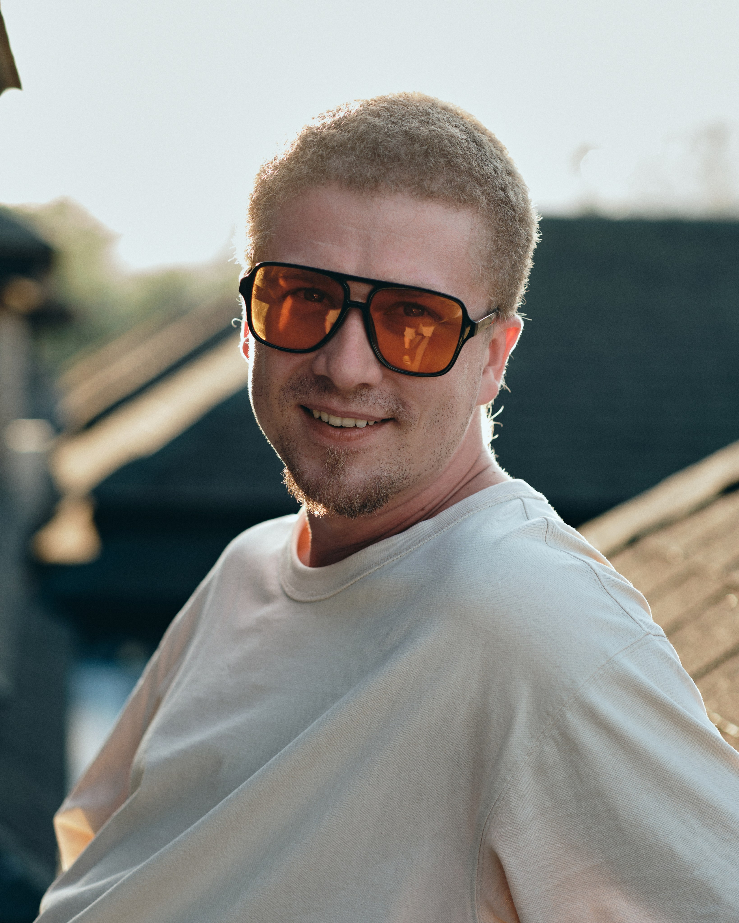 Кому и зачем на самом деле нужна цветокоррекция? Отвечает колорист Женя Ивакин