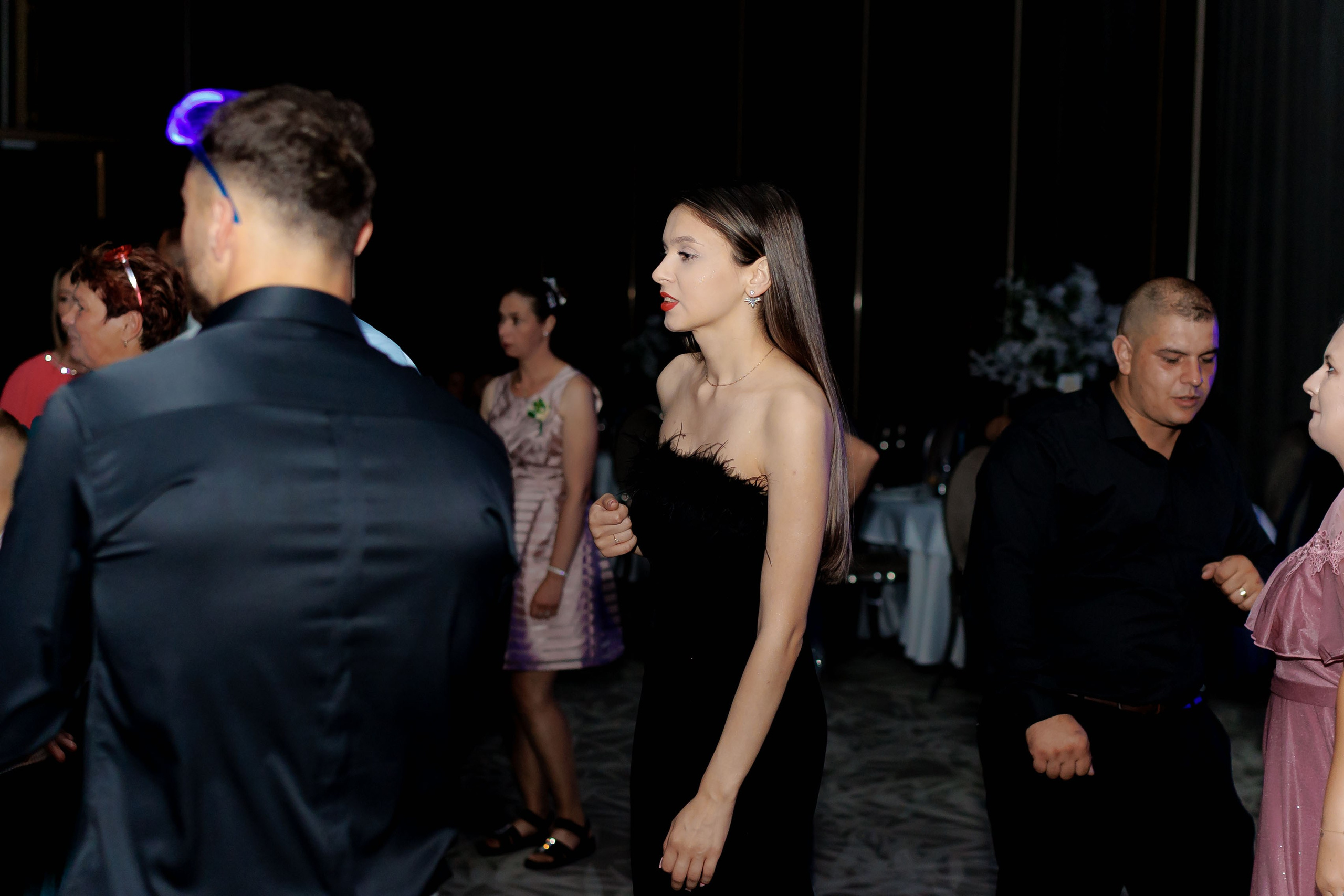 Nunta Nicoleta & Răzvan | Fotografie & Videografie Profesională. Servicii foto-video profesionale, pentru momente de neuitat