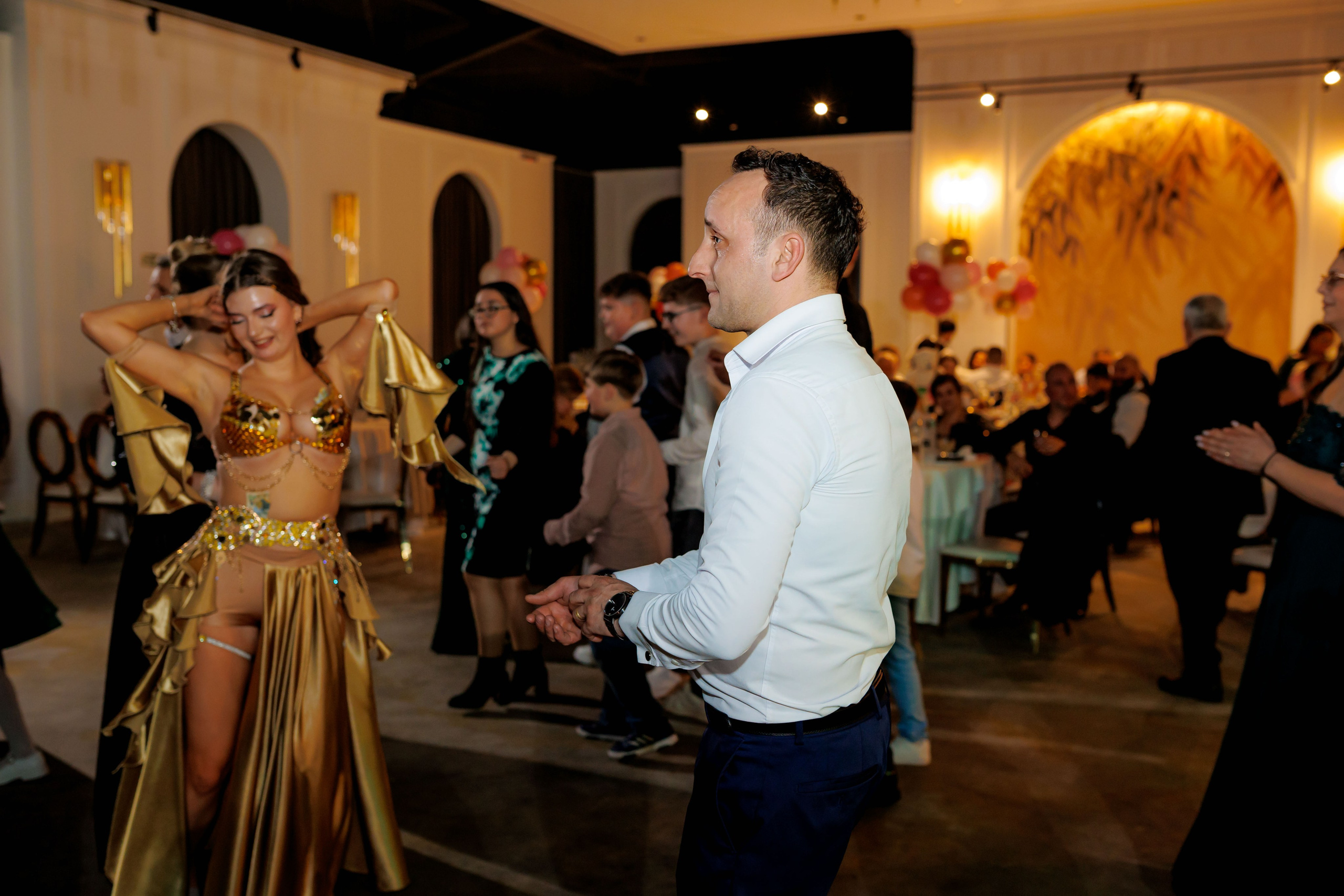 Povestea voastră, regizată de noi |Cristi Turculet Videograf Nuntă Suceava | wedding highlight. Servicii foto-video profesionale, pentru momente de neuitat