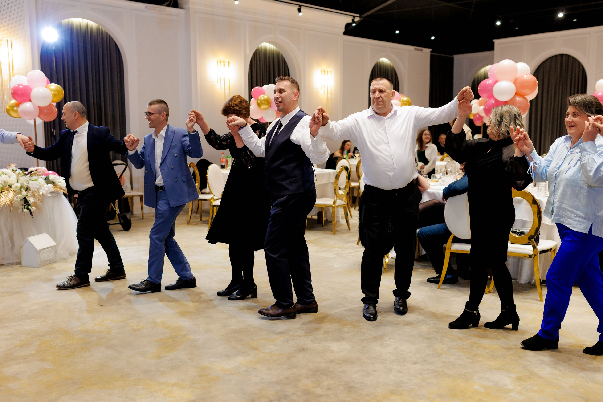 Povestea voastră, regizată de noi |Cristi Turculet Videograf Nuntă Suceava | wedding highlight. Servicii foto-video profesionale, pentru momente de neuitat