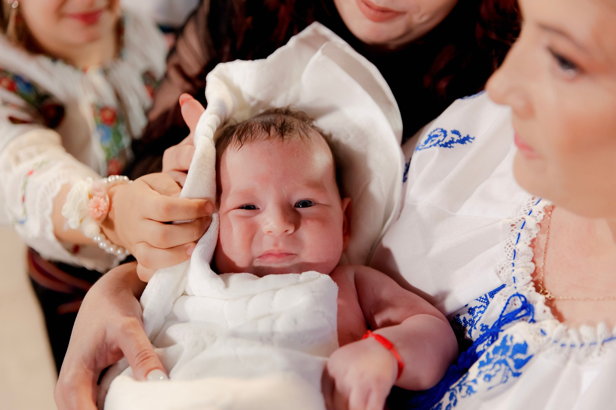 Mihai & Oana. Servicii foto-video profesionale, pentru momente de neuitat