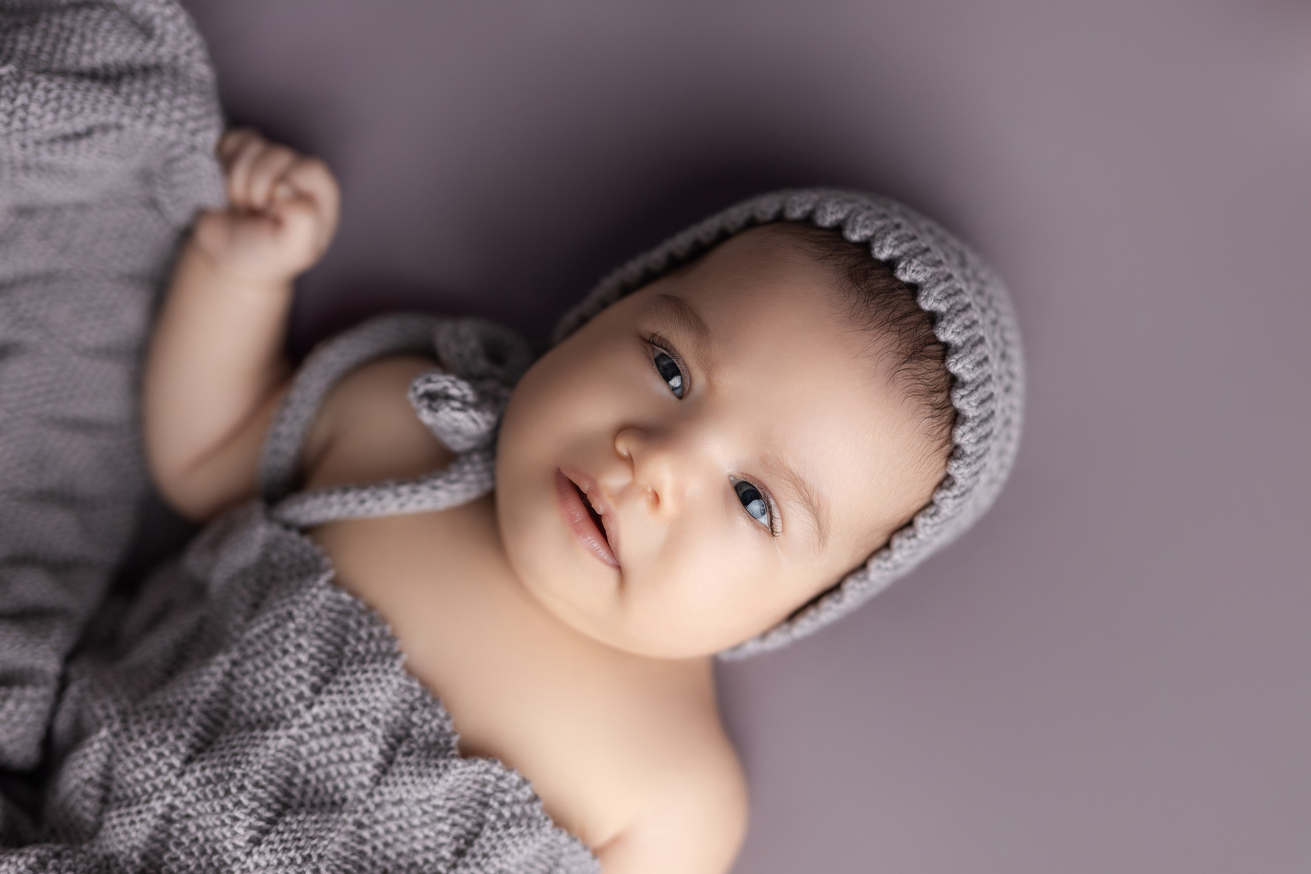 Newborn Classic. Newborn, kids, family photographer based near Zurich, Switzerland