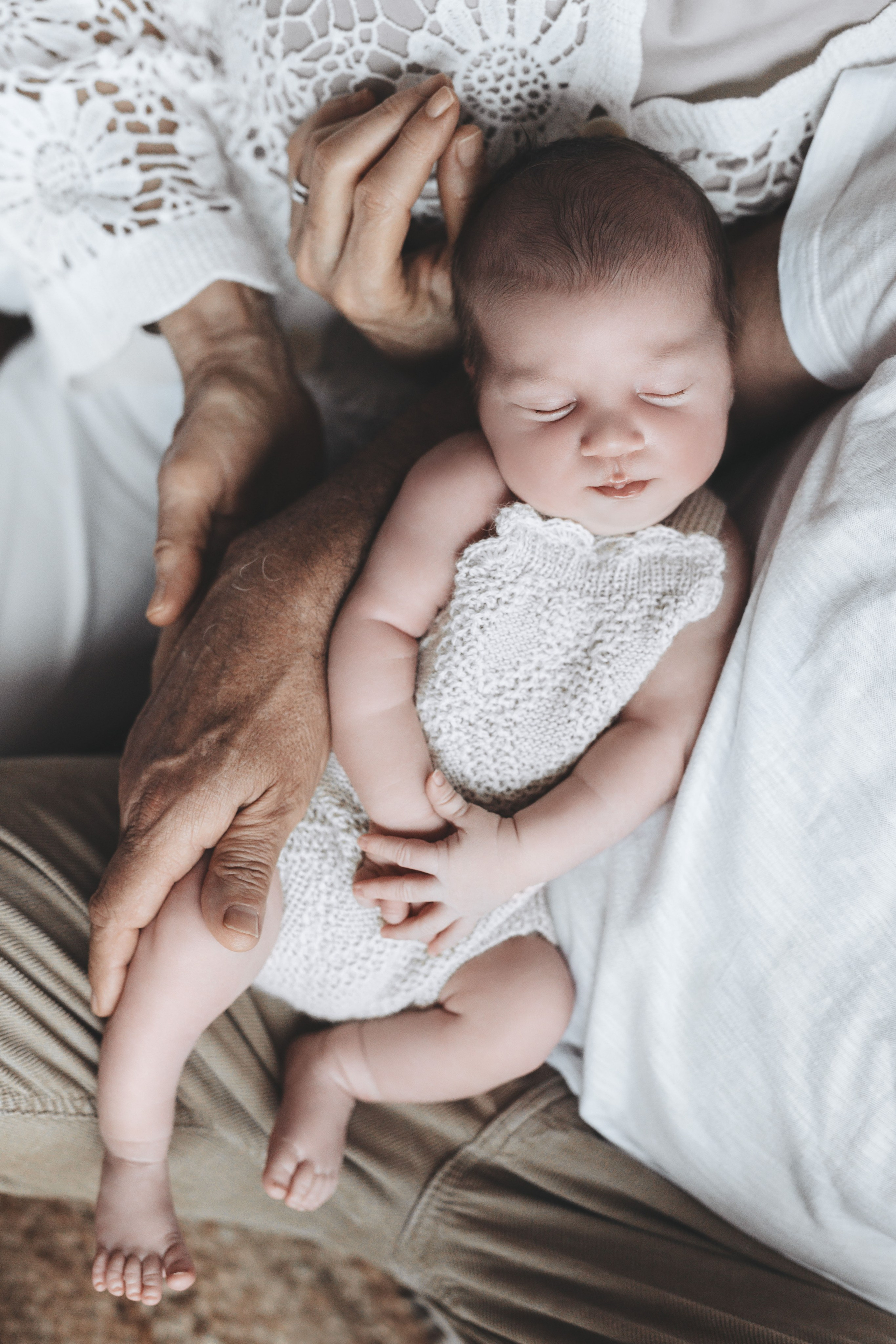 Newborn Natural. Newborn, kids, family photographer based near Zurich, Switzerland