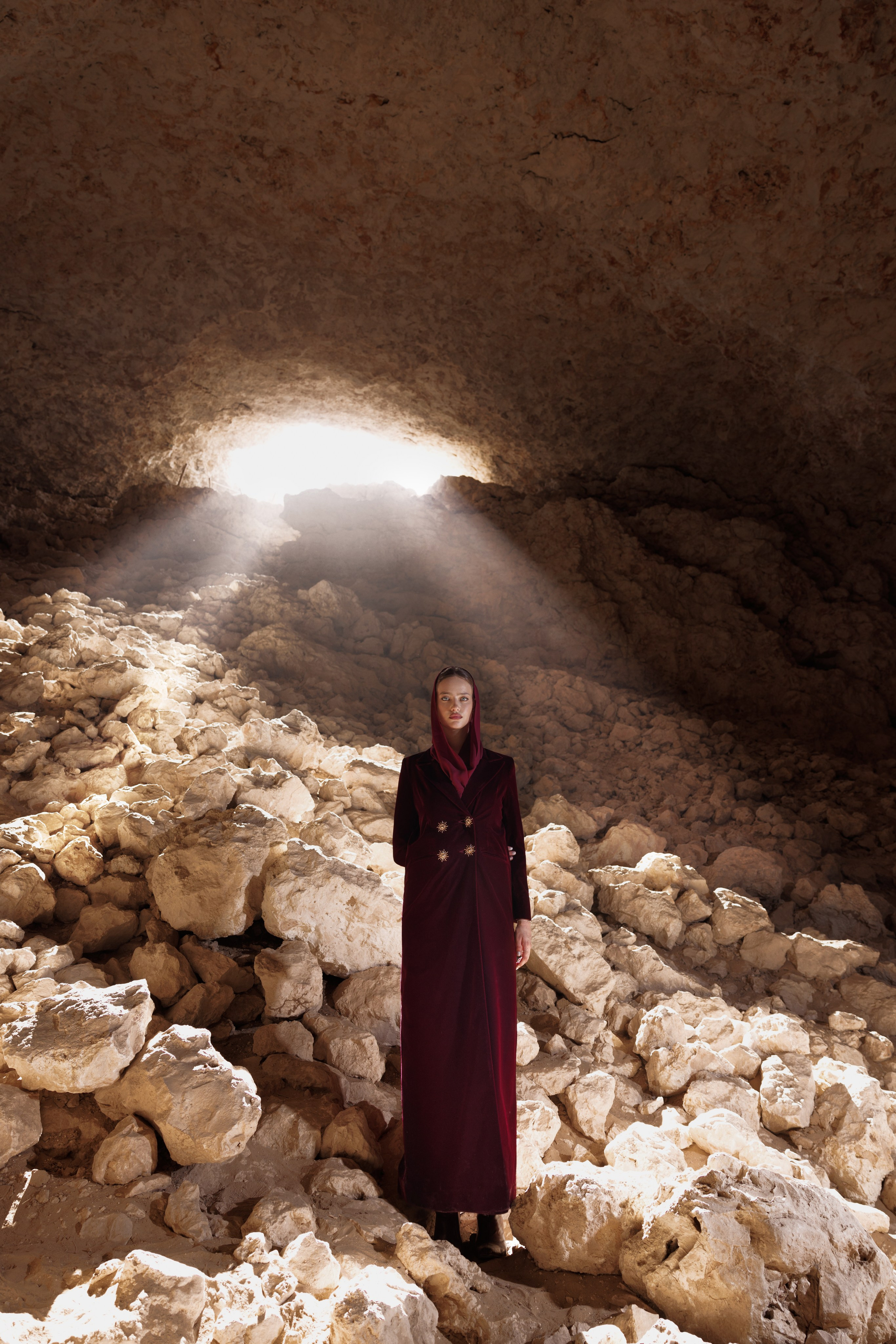 Editorial Abayas Outside. InHype Studio