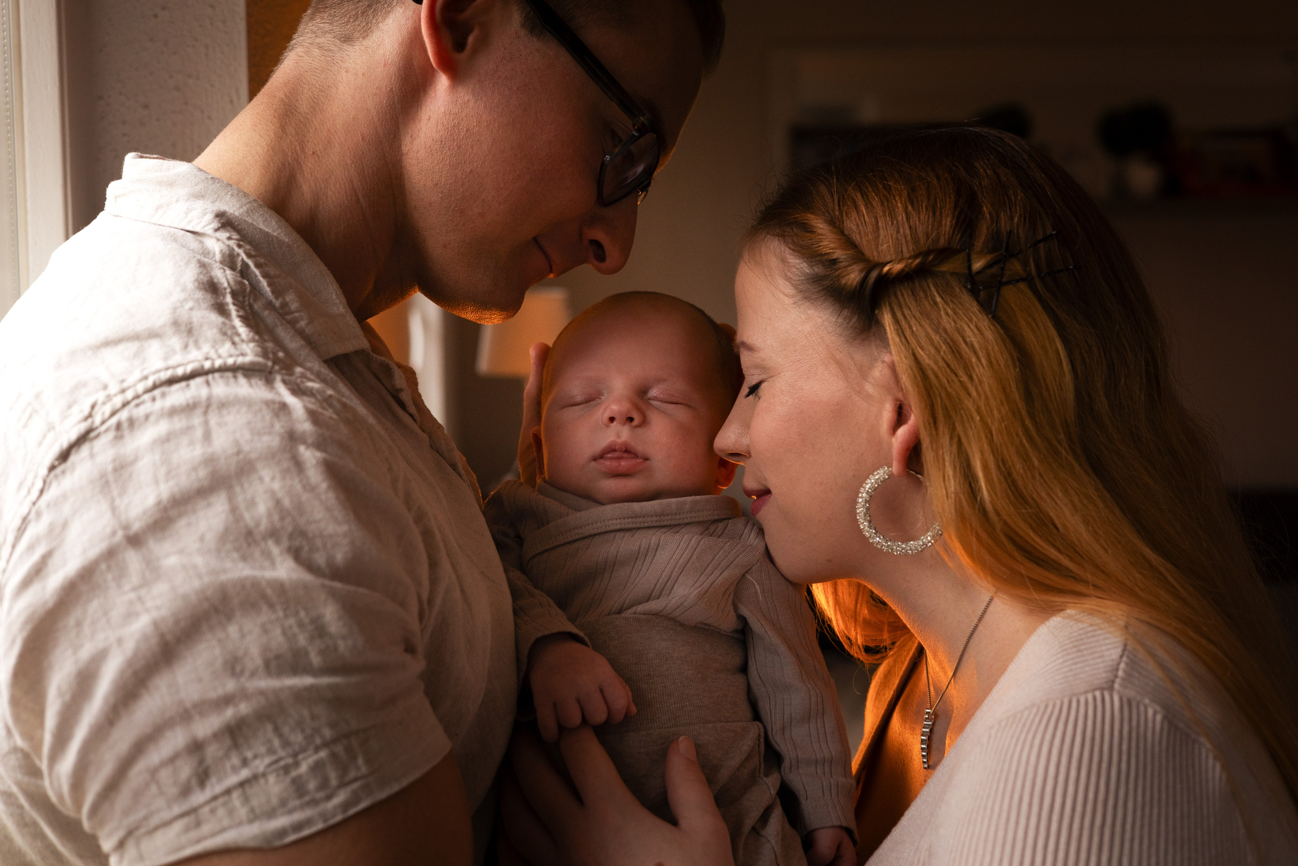 NEWBORN / LIFESTYLE INDOOR. Fotografin und Videografin im Raum Osnabrück und Emsland Alla