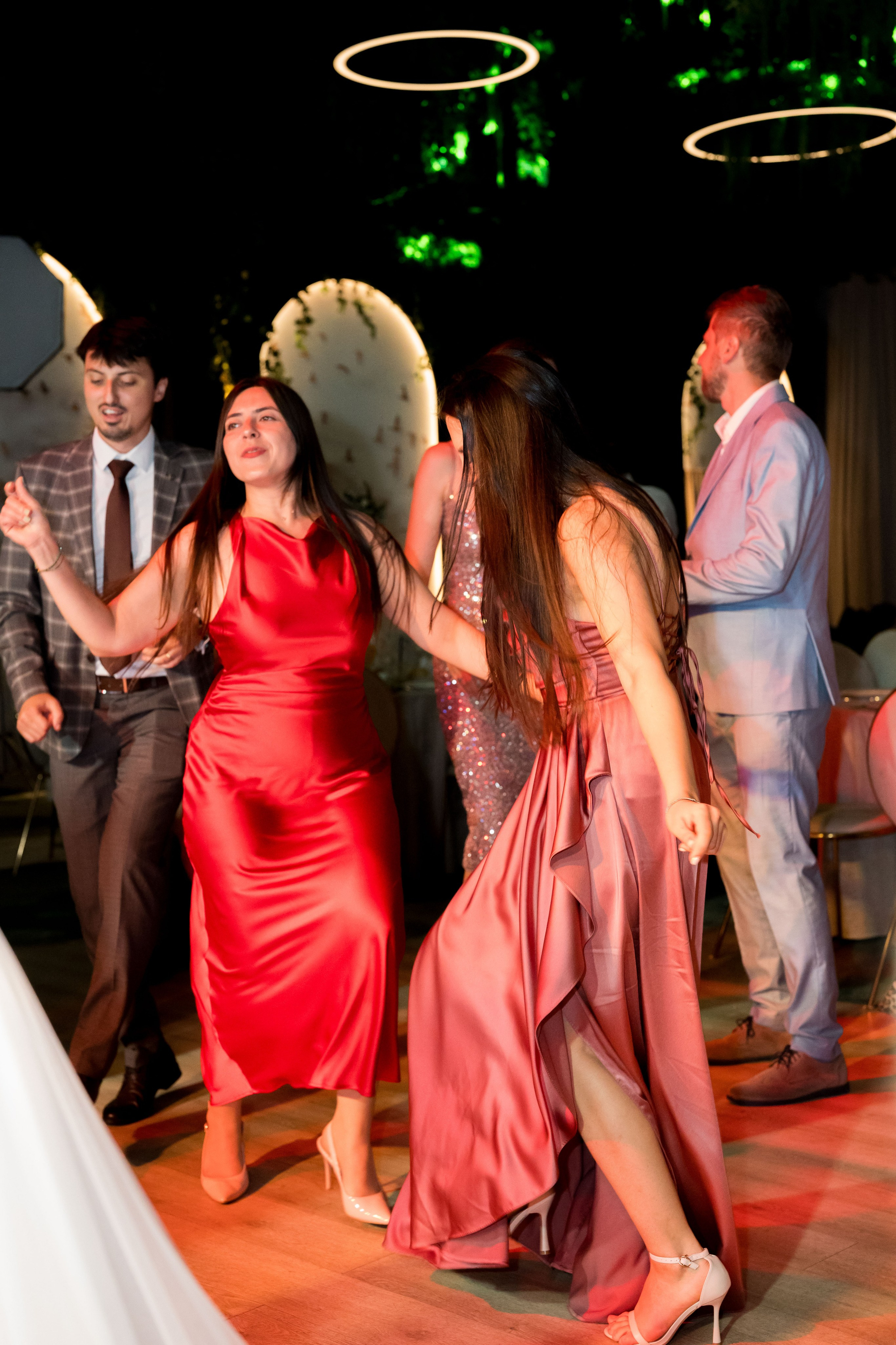 PARTY. Gabriel Florea — Fotograf nuntă București