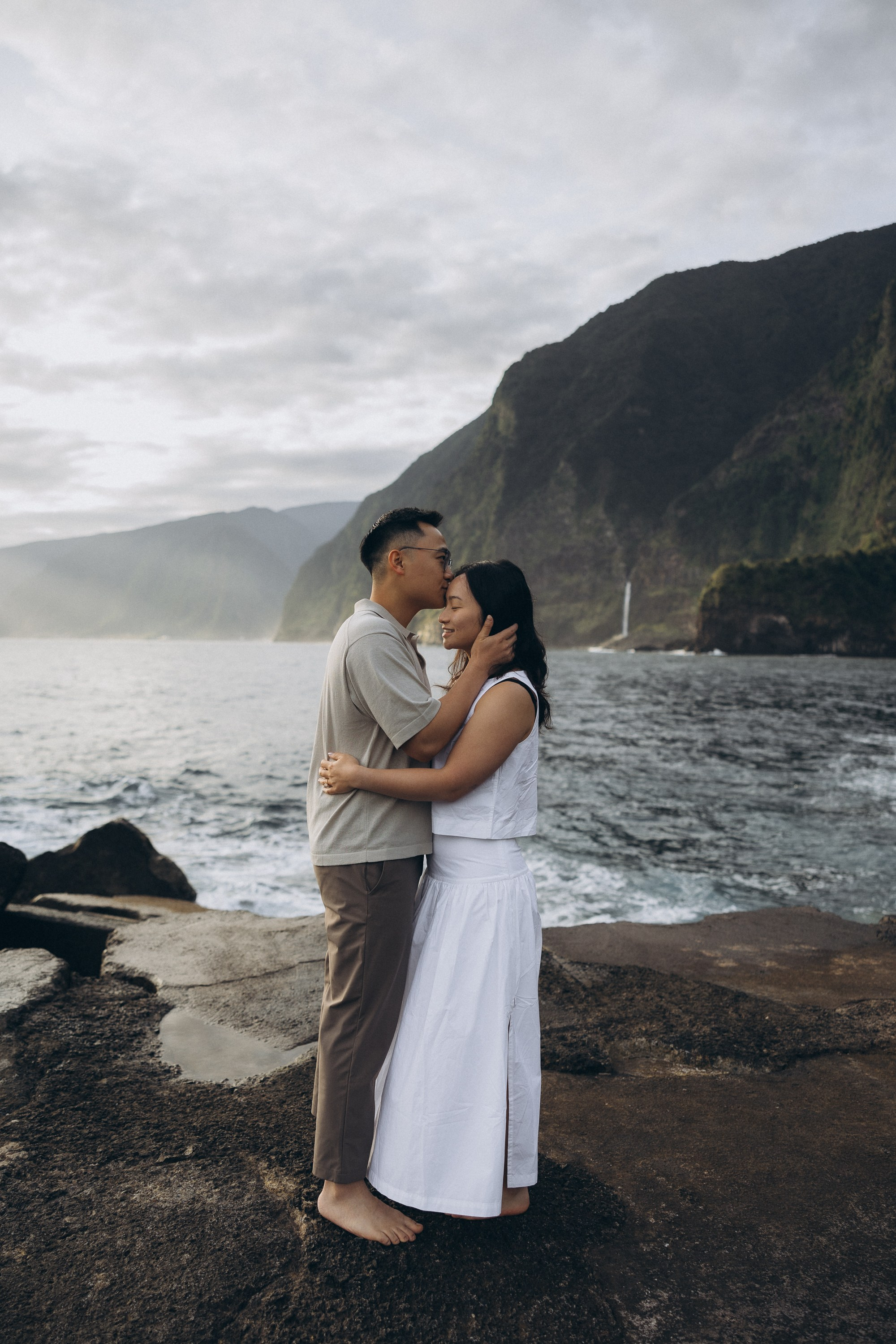 Love Story Photoshoot at Seixal Beach, Madeira | Romantic Couple Session