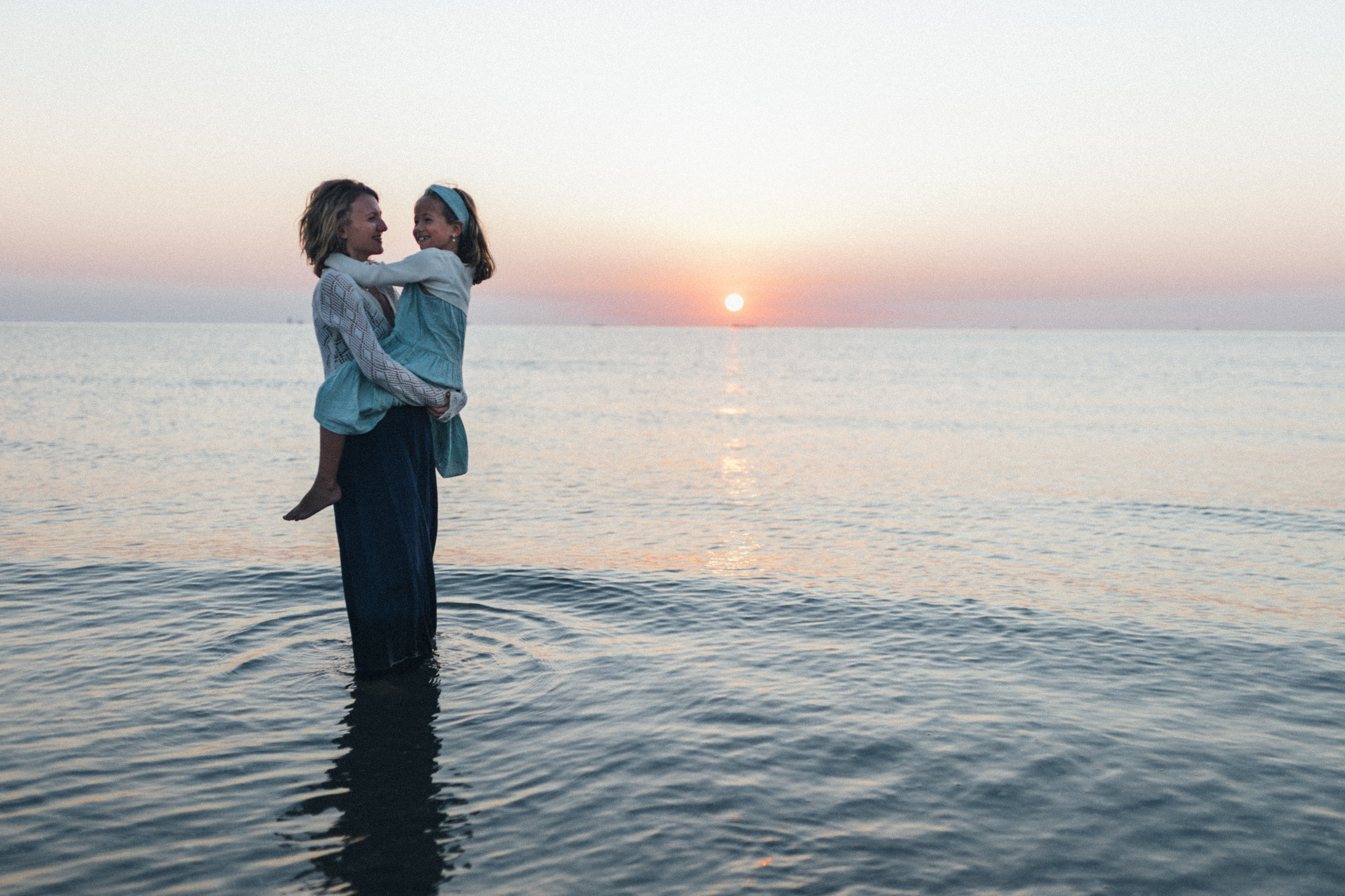 Arianna con mamma Ekaterina. Fotografo a Ravenna Nataliya Samsonova