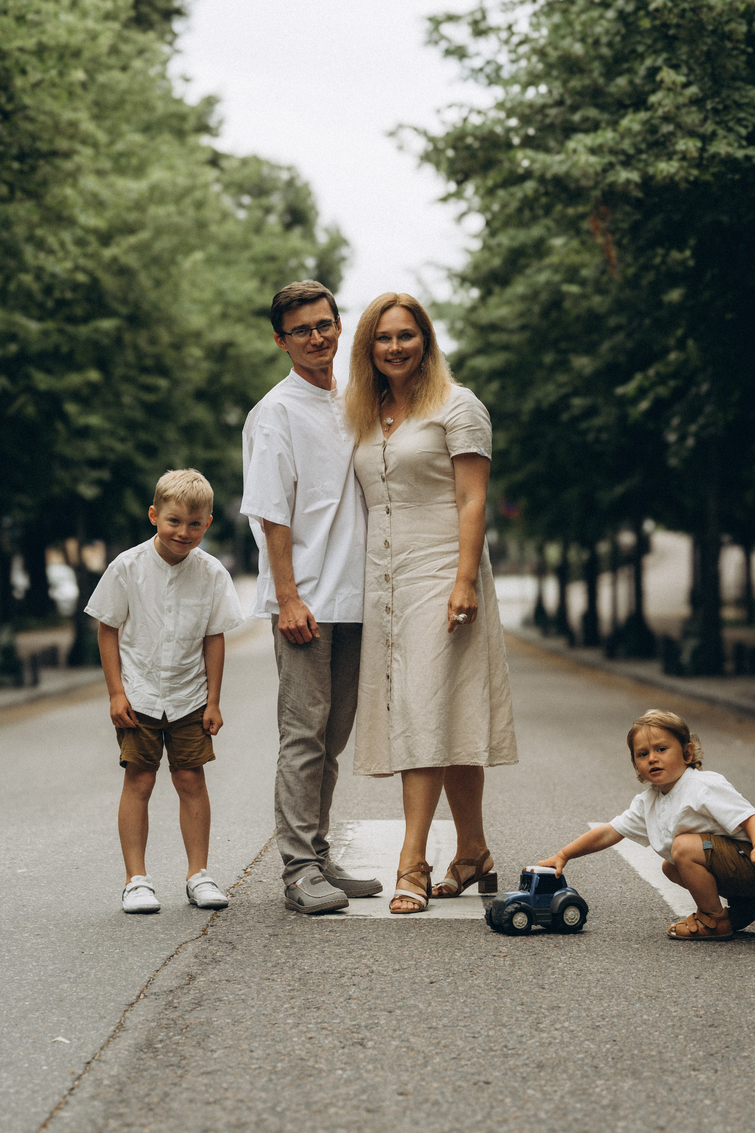 Kaivopuisto. Wedding and potrait photographer in Helsinki Vickan O