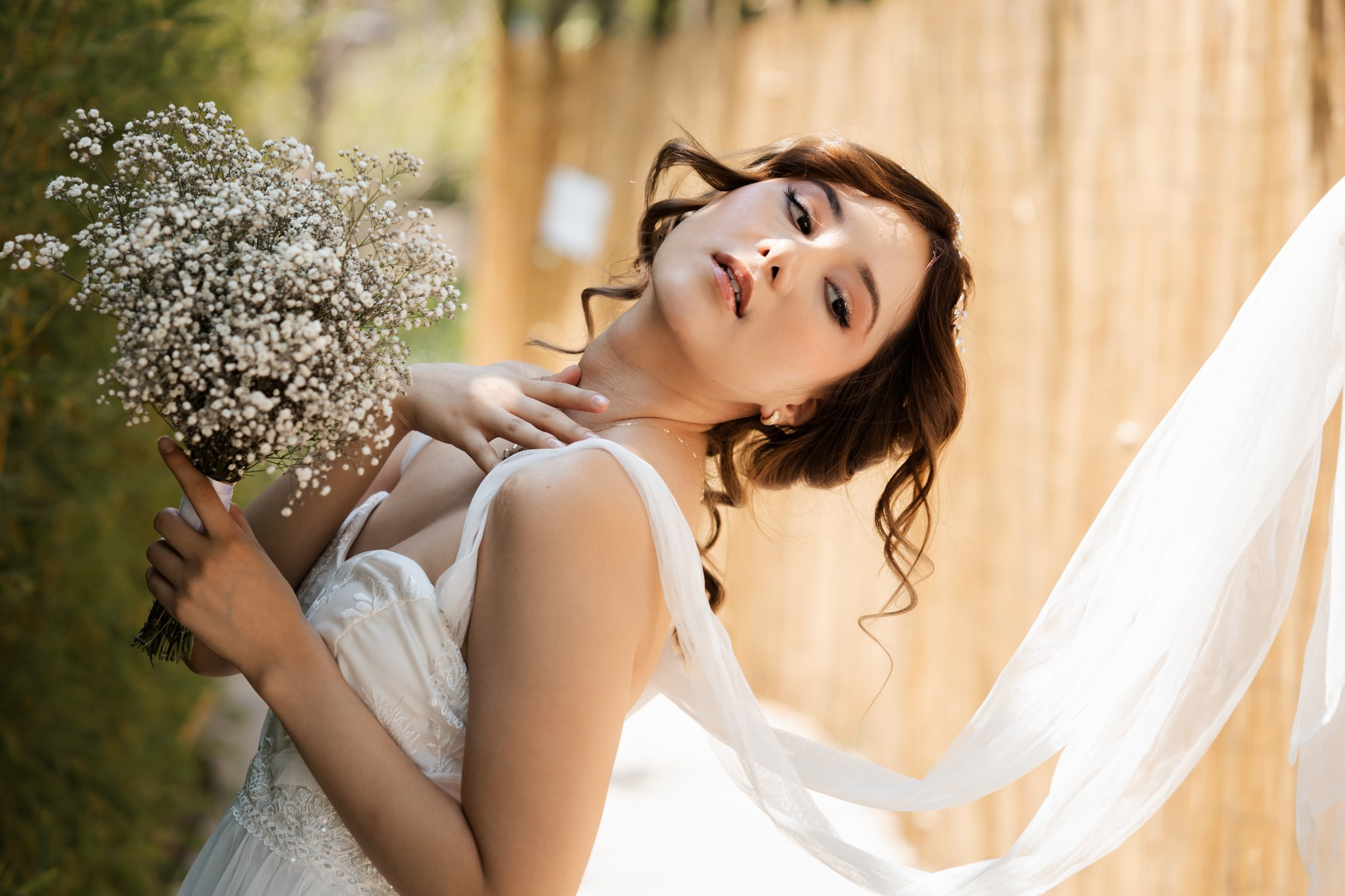 Svatební focení nevěsty ve městě. Rodinná, těhotenská, newborn a lifestyle fotografka v Písku Oxana Telupilova