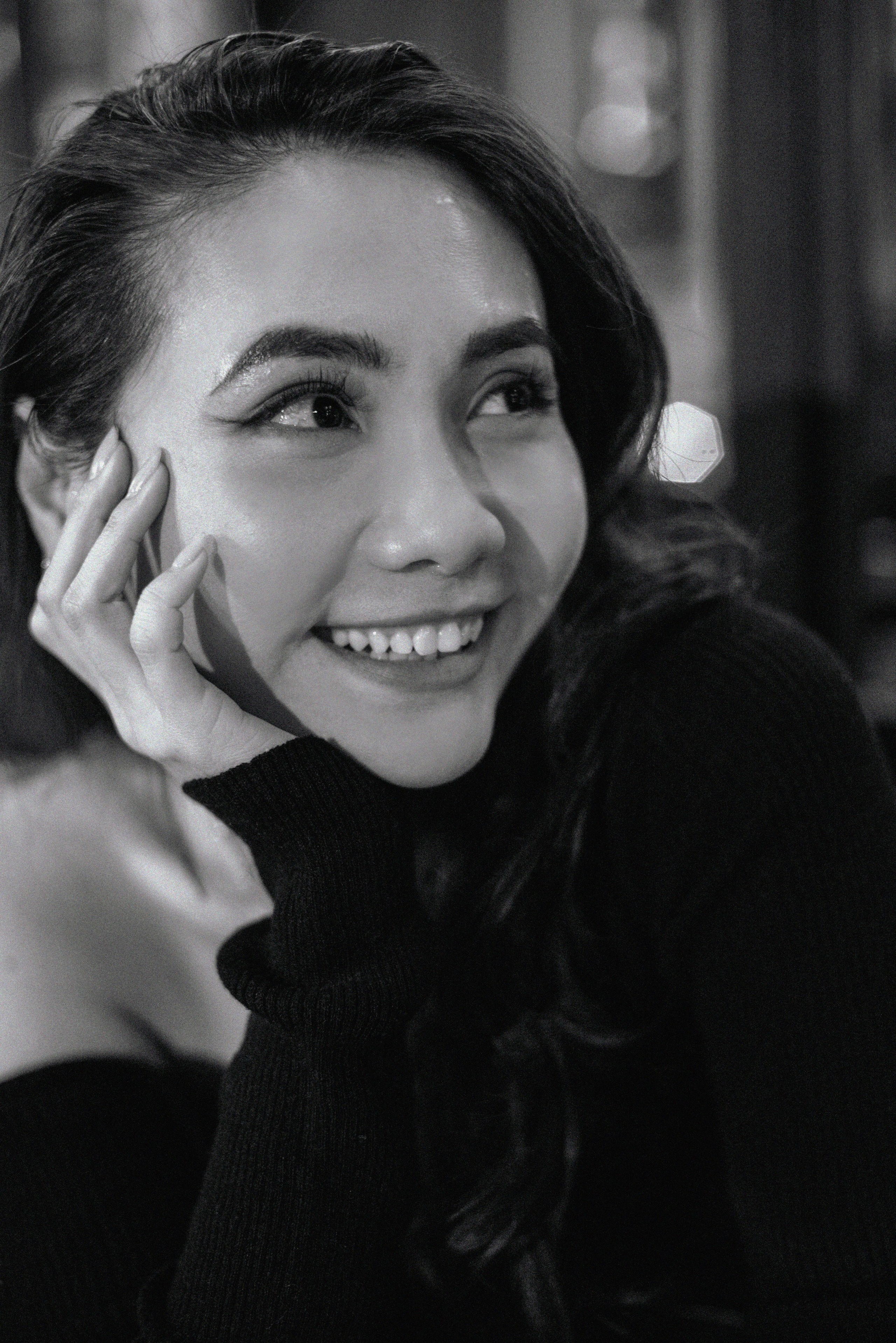 Вне времени. Черно-белое кино у Эйфелевой башни. Ksenia Marchand/ Lifestyle фотограф в Париже