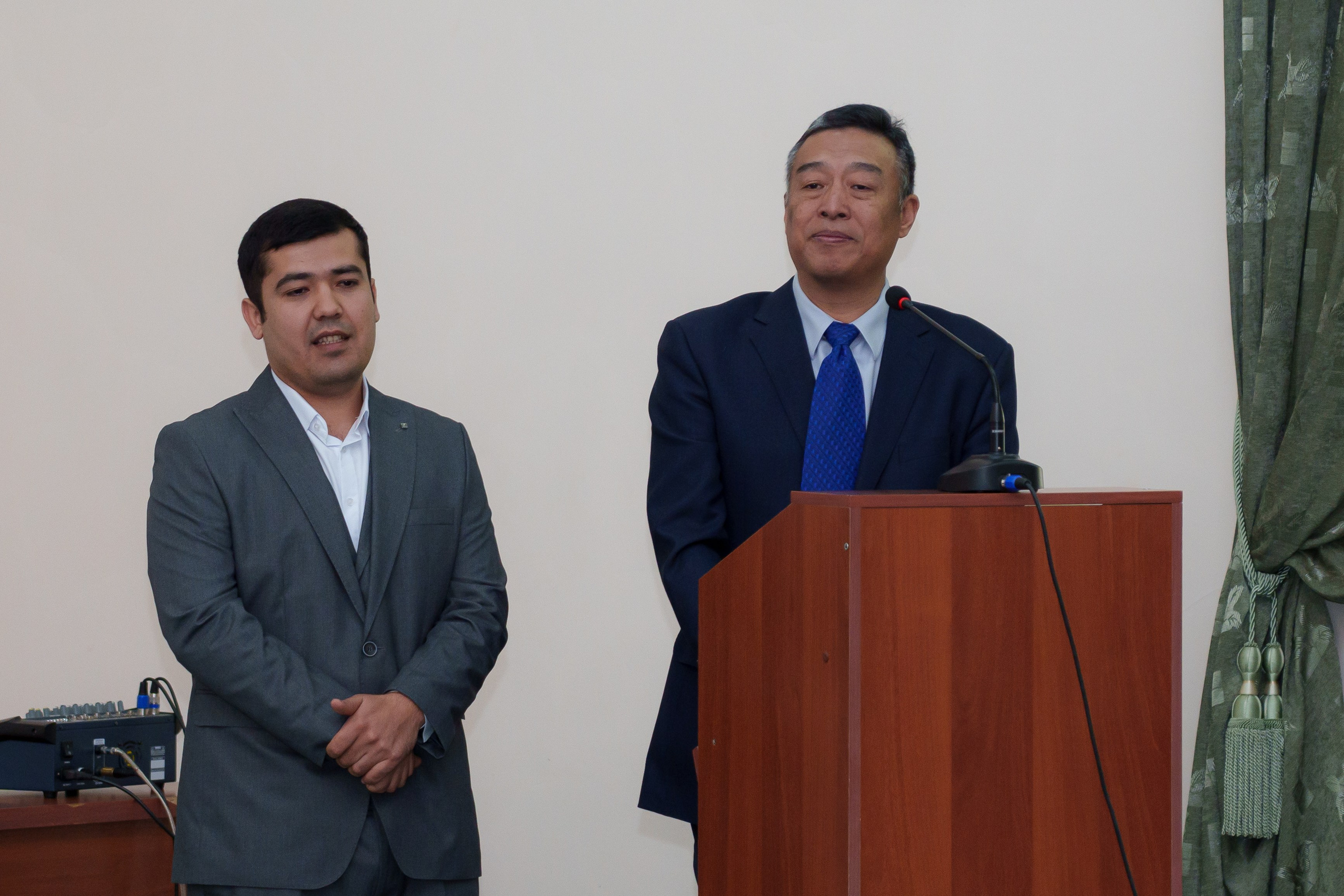 ЦЕРЕМОНИИ ОТКРЫТИЯ УЗБЕКСКО-КИТАЙСКОГО МЕДИЦИНСКОГО ЦЕНТРА. Георгий Намазов | Фотограф в Ташкенте