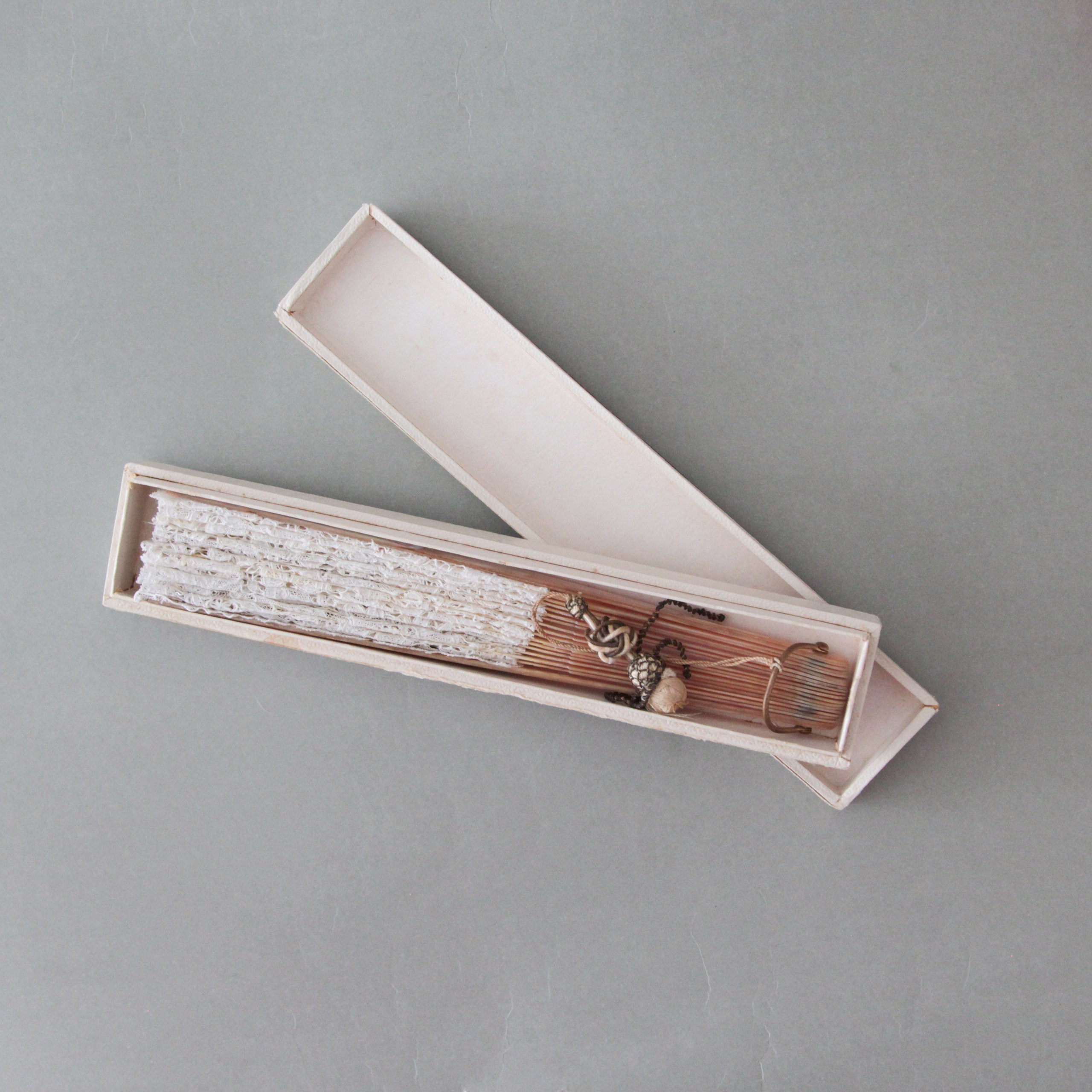 Pearlfan2. Современнные и актикварные украшения в Барселоне, Москве и Санкт-Петербурге