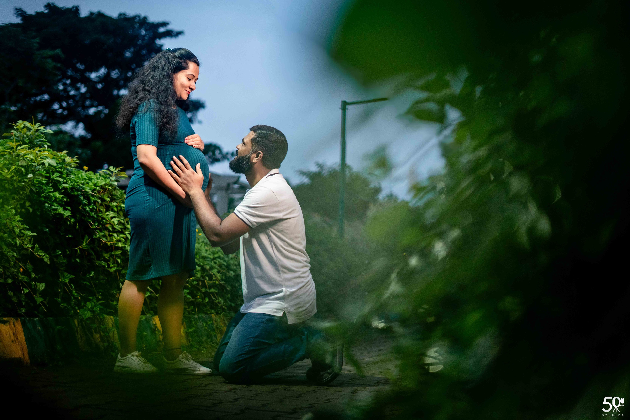 MATERNITY AND BABY SHOOTS. 50mm STUDIOS