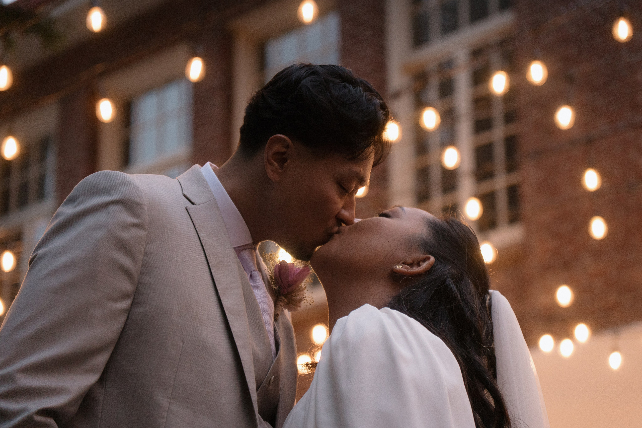 Julie and Metta | Full Wedding day. Photographer in Washington Sophia D