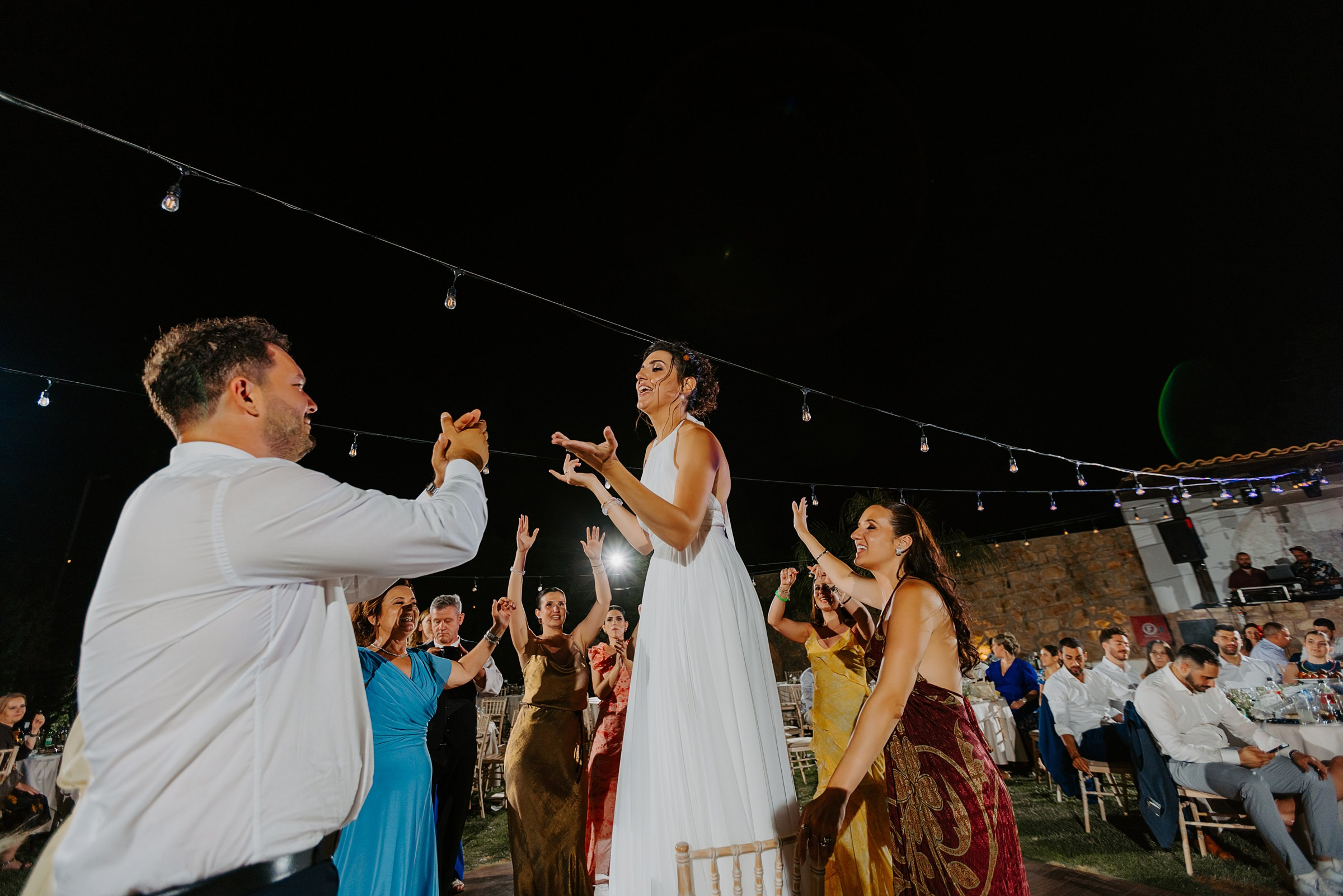 Valeria & Nikos. Φωτογράφος και βιντεογράφος γάμου