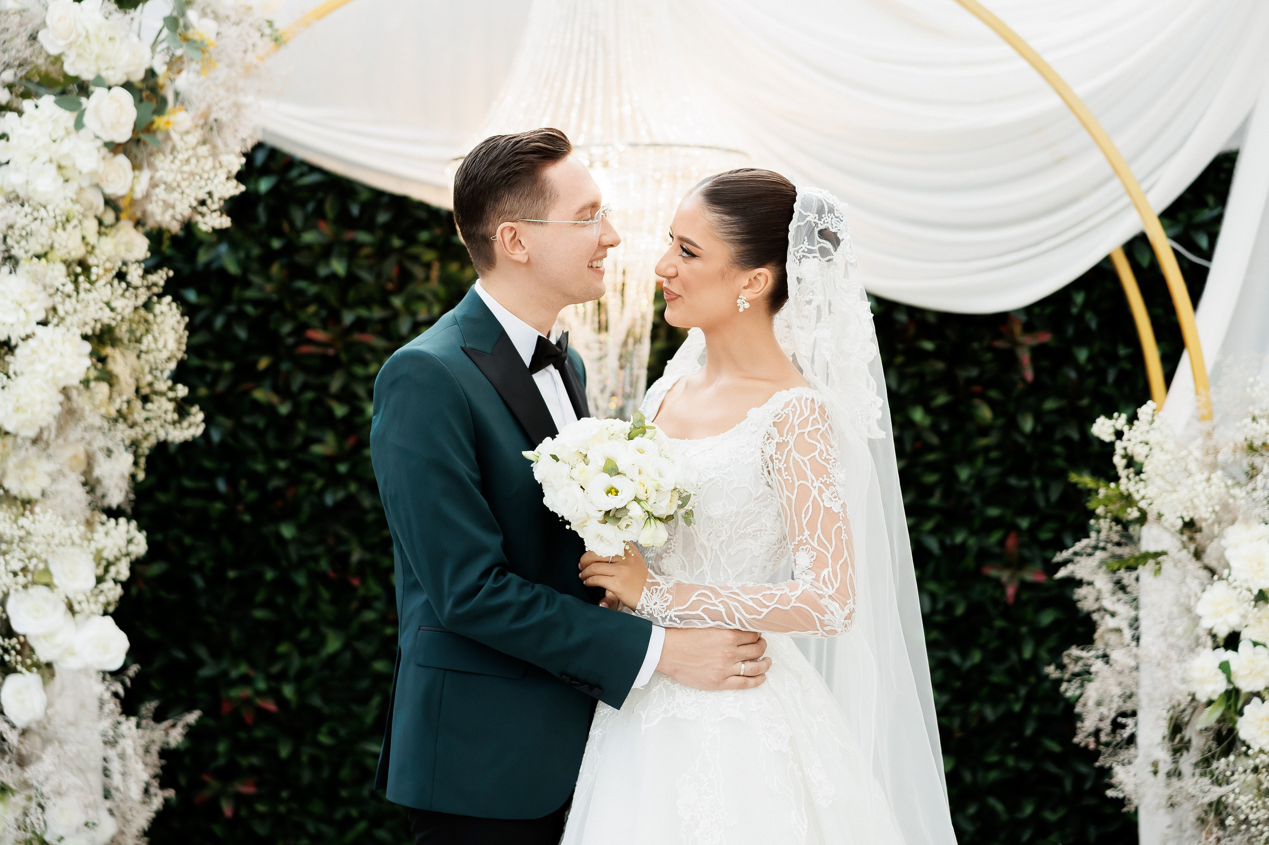 Serghei & Erica — Queen Residence. Servicii Foto și Video 067188353