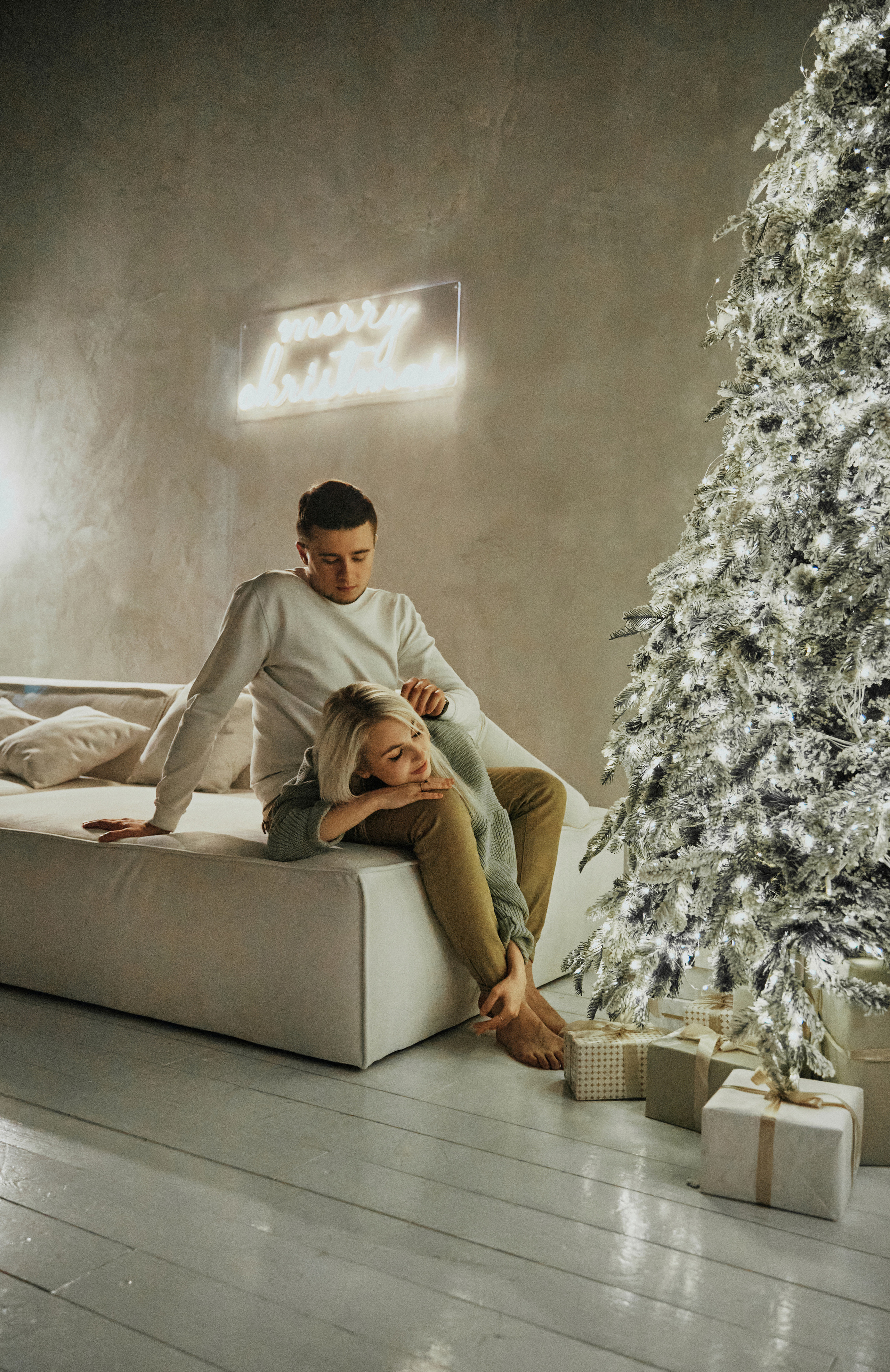 Кэт и Илья. Первый новый год. Фотограф в Барселоне Жанна Захарченко