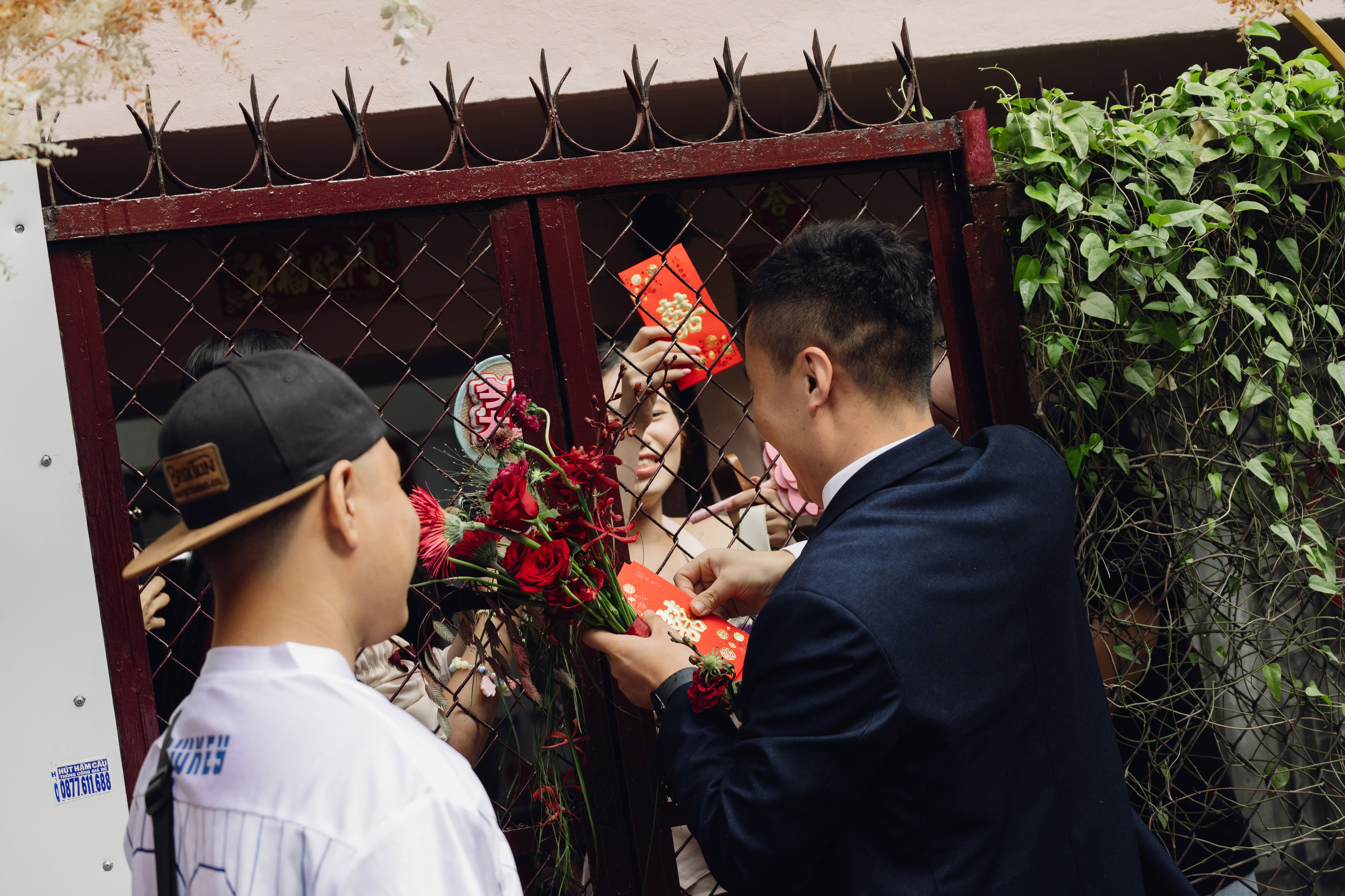 Zhang + Dinh | Photojournalism. BenColor Studio