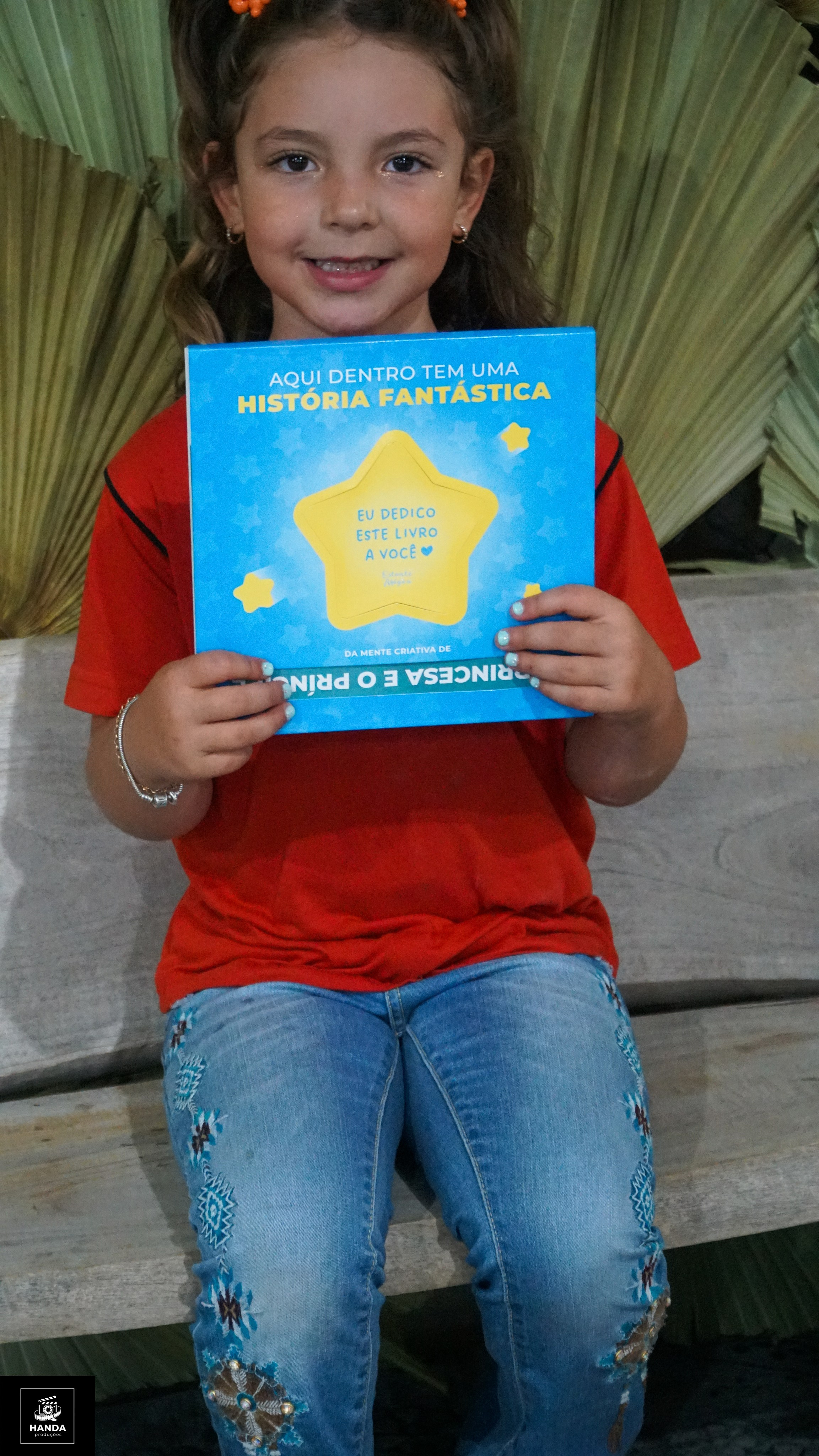 Noite autógrafos colégio Aurélio Buarque de Holanda. Handa Produções