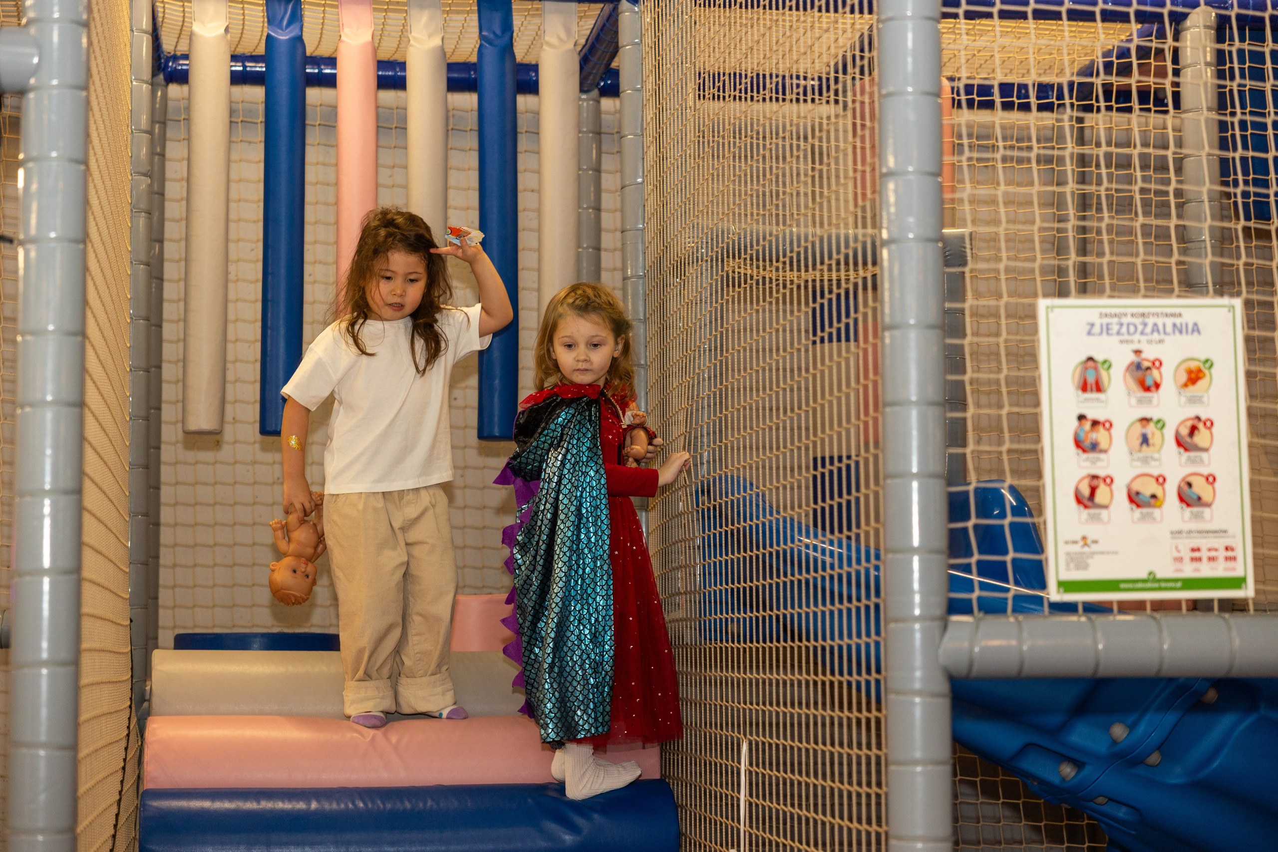 День рождения Артёма 24 января 2026 года. Семейный и детский фотограф в Варшаве Мила Бобровская