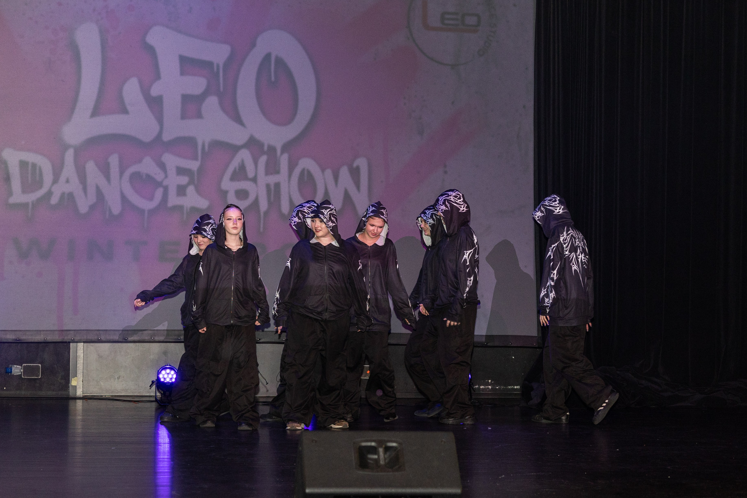 LEO DANCE SHOW WINTER 2025. Семейный и детский фотограф в Варшаве Мила Бобровская